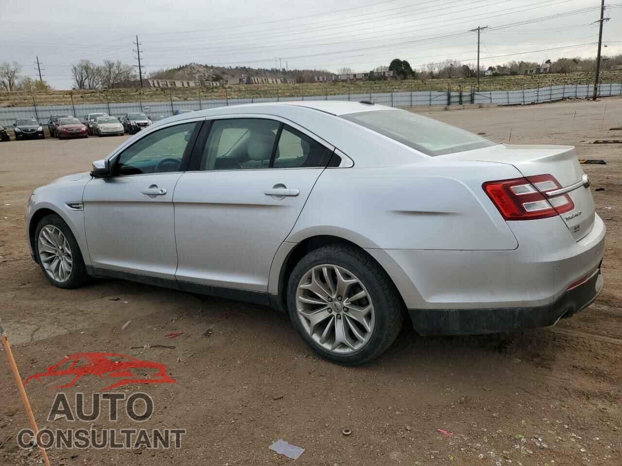 FORD TAURUS 2013 - 1FAHP2F82DG235526