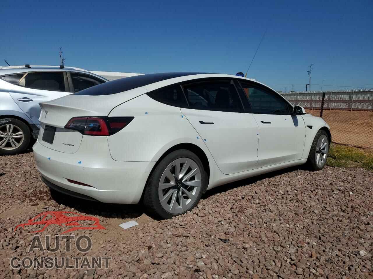 TESLA MODEL 3 2022 - 5YJ3E1EB8NF356543
