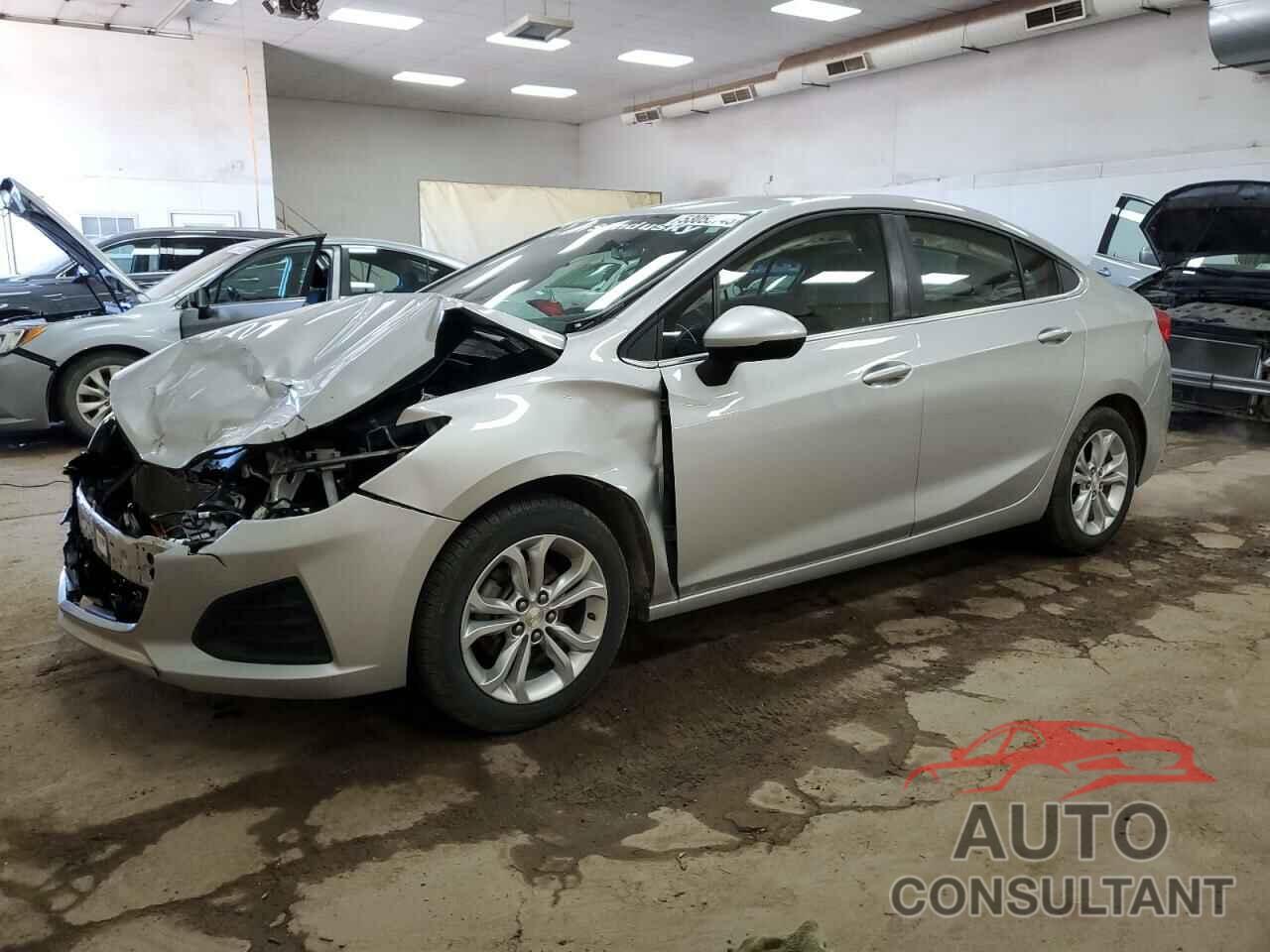 CHEVROLET CRUZE 2019 - 1G1BE5SM1K7145610