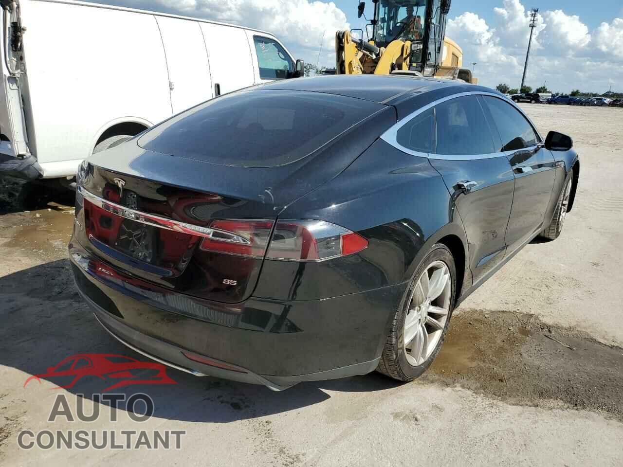 TESLA MODEL S 2013 - 5YJSA1CN3DFP20614