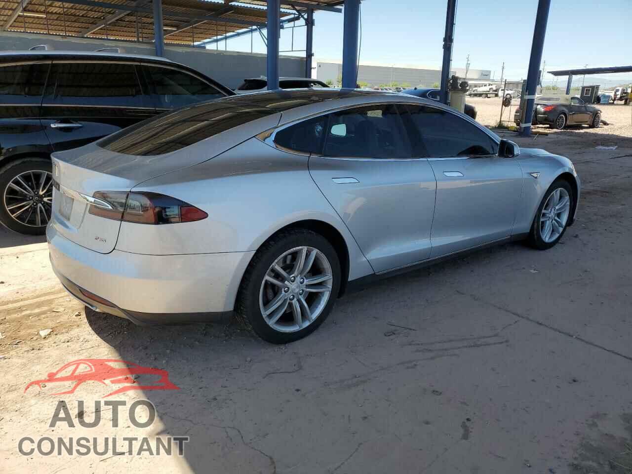 TESLA MODEL S 2012 - 5YJSA1DP2CFP01454
