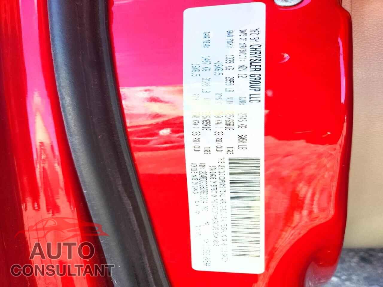 DODGE CARAVAN 2013 - 2C4RDGCG6DR611014