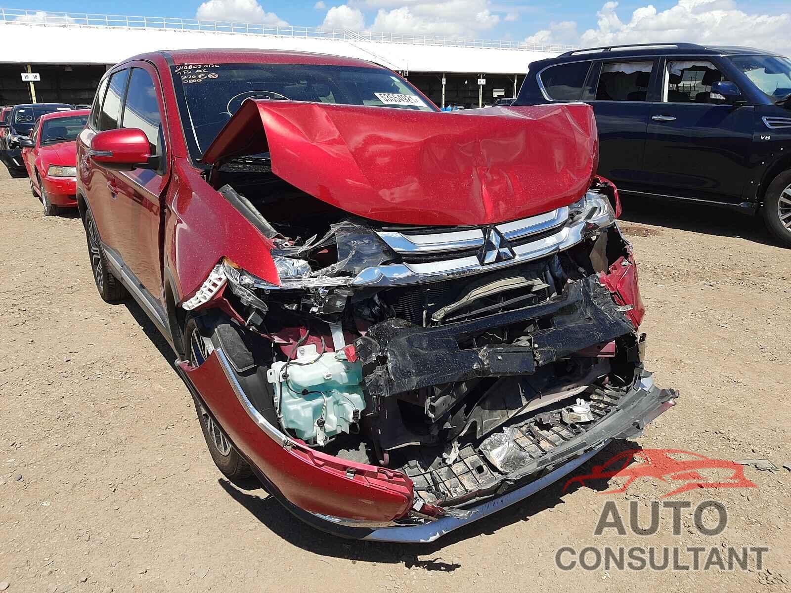 MITSUBISHI OUTLANDER 2018 - JA4AD3A37JZ040800