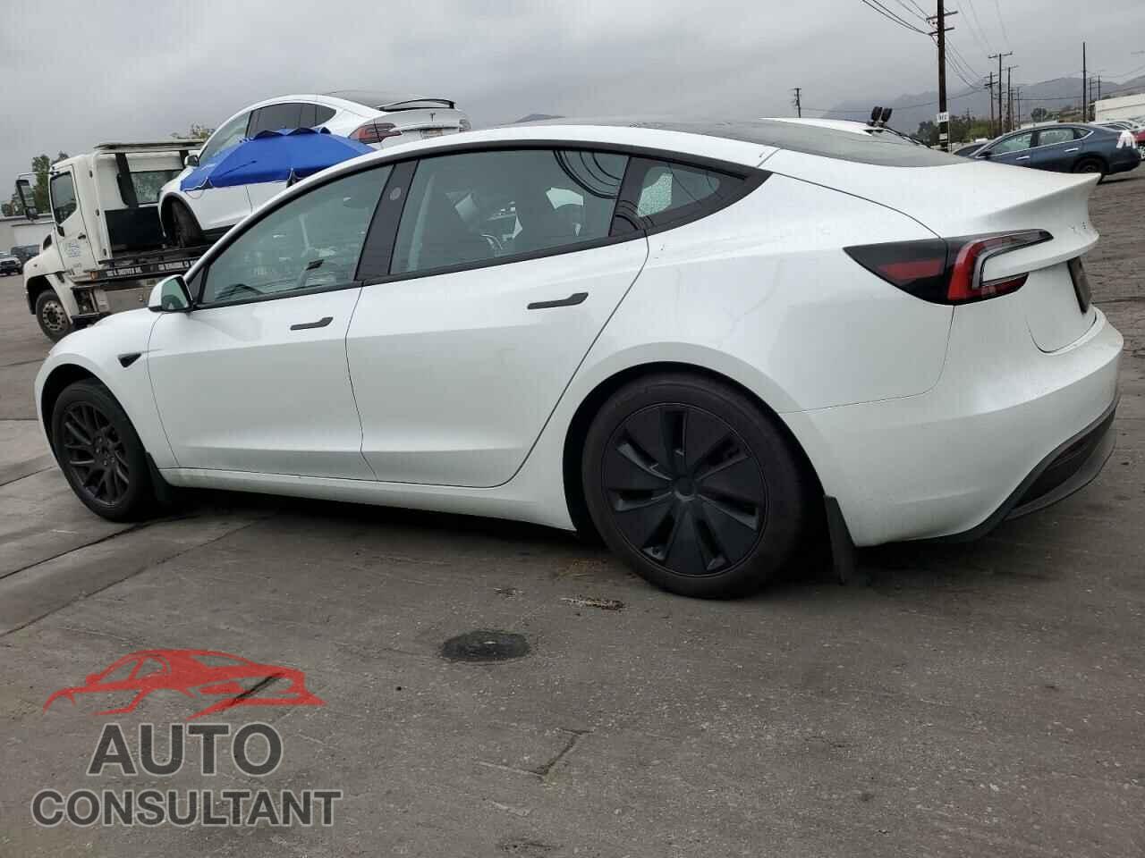 TESLA MODEL 3 2024 - 5YJ3E1EAXRF856426