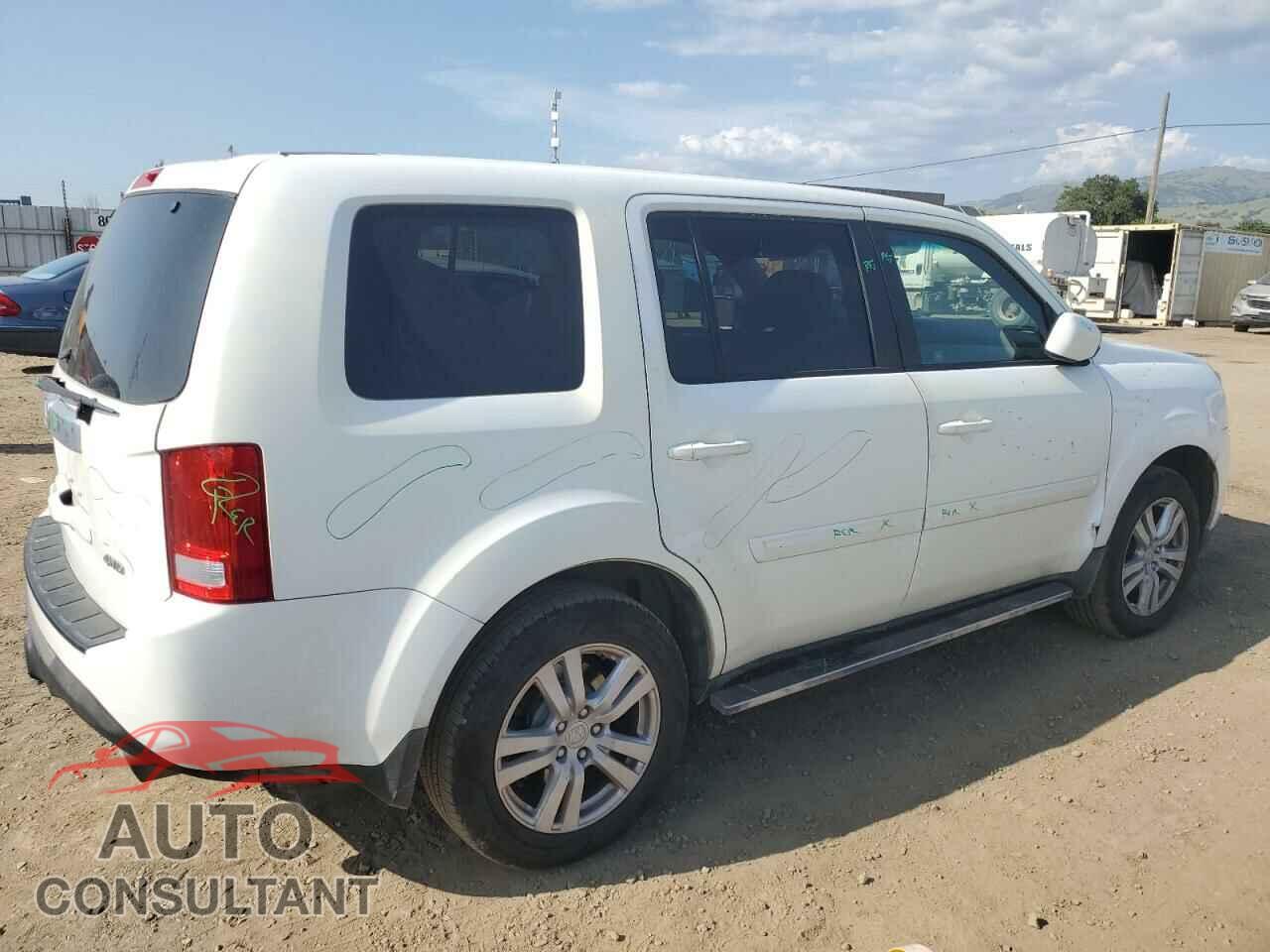 HONDA PILOT 2012 - 5FNYF4H43CB026047