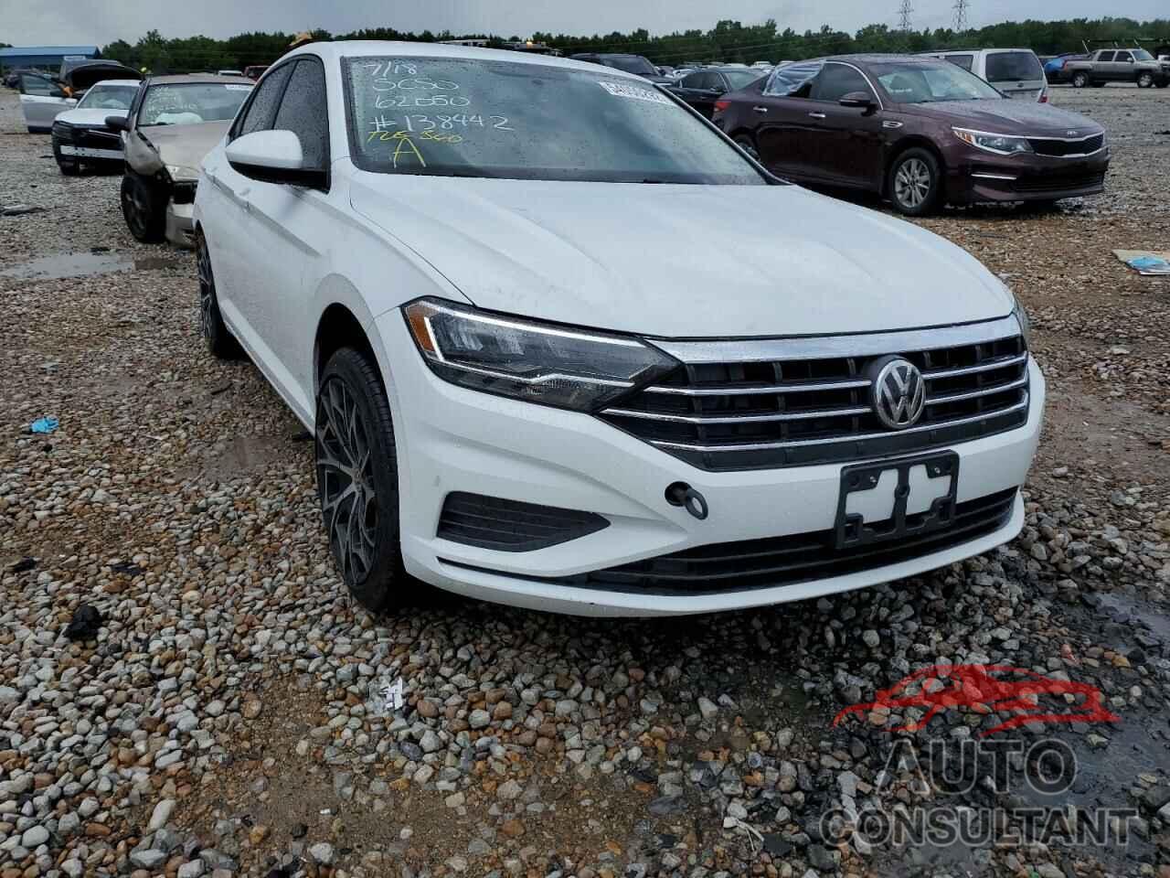 VOLKSWAGEN JETTA 2019 - 3VWC57BU1KM138442