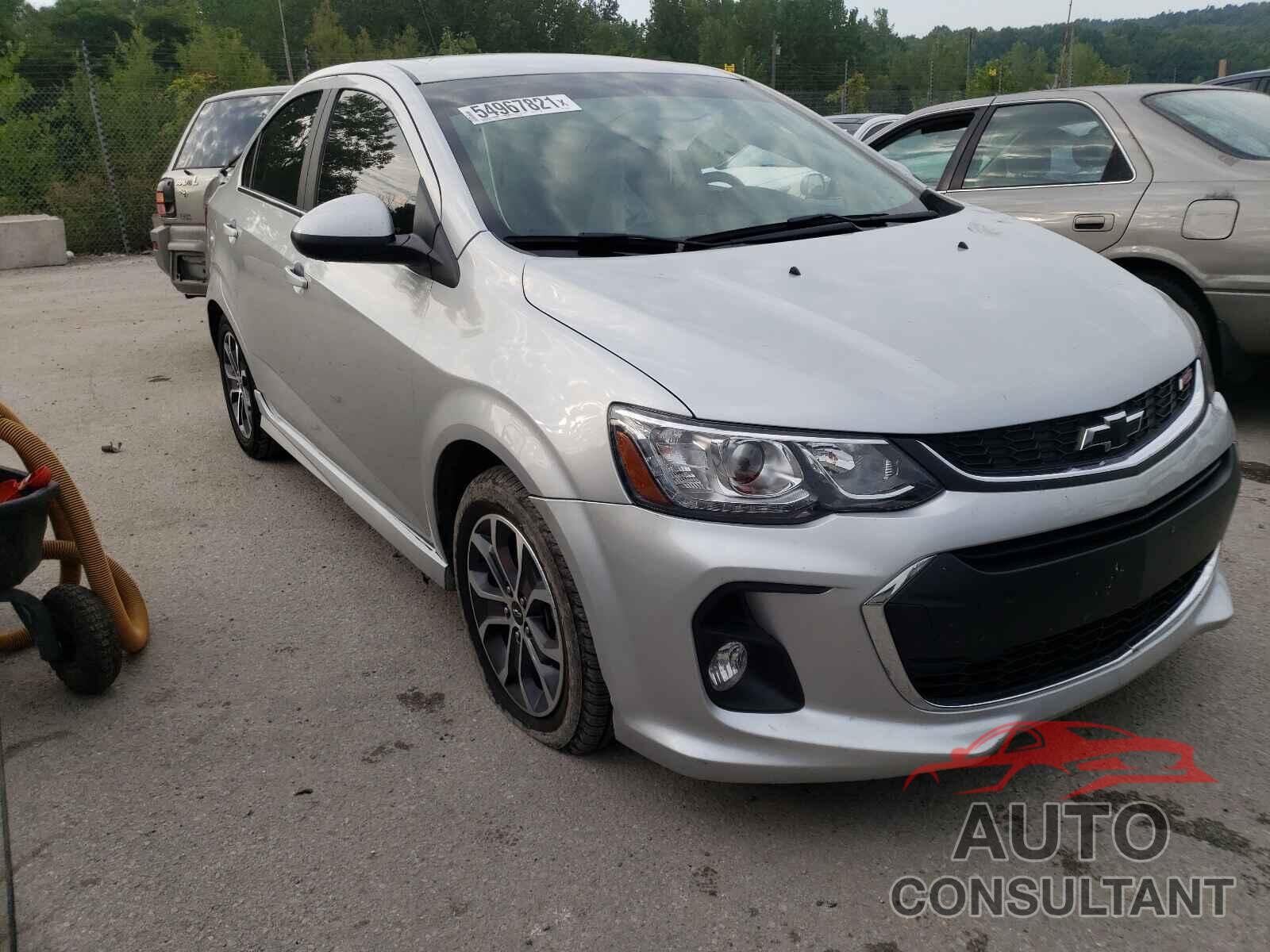 CHEVROLET SONIC 2018 - 1G1JD5SH9J4124991