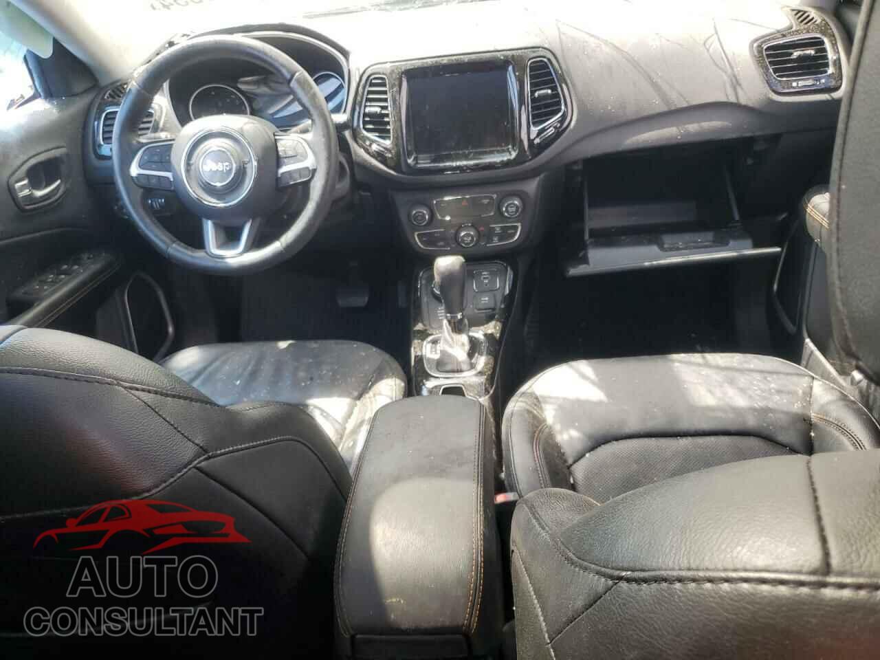 JEEP COMPASS 2020 - 3C4NJDCB1LT216048