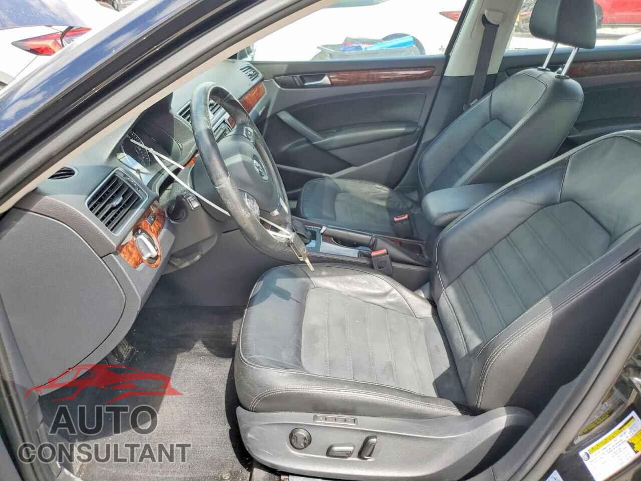 VOLKSWAGEN PASSAT 2013 - 1VWCP7A3XDC068723