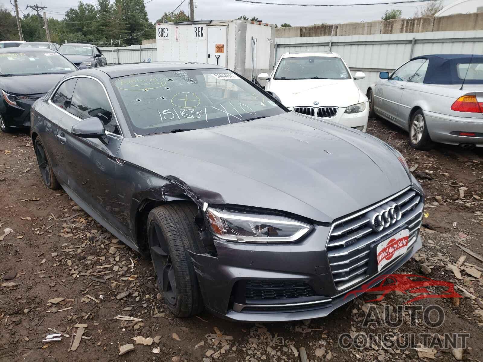 AUDI A5 2018 - WAUTNAF58JA045493