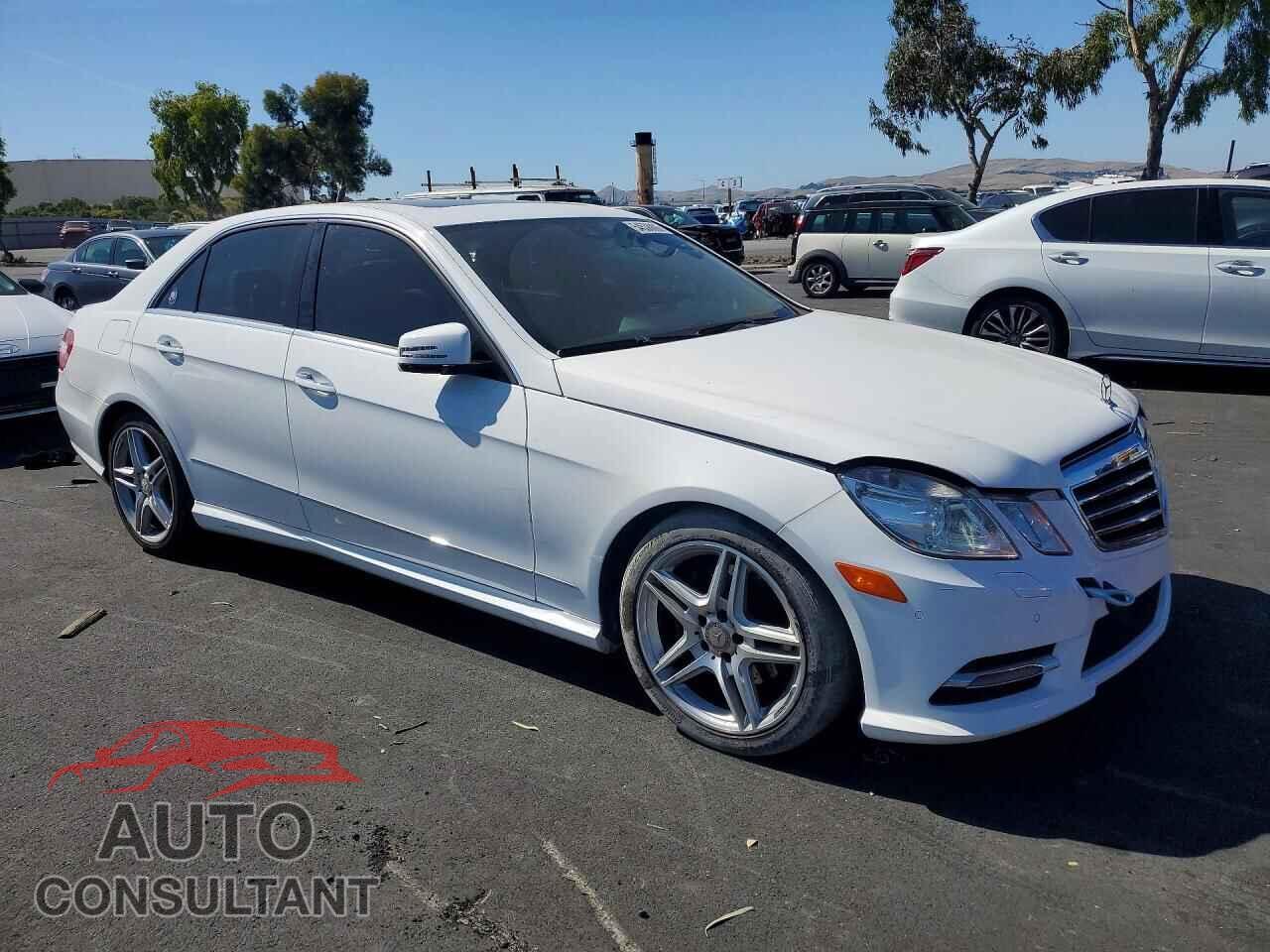 MERCEDES-BENZ E-CLASS 2013 - WDDHF5KB2DA761969