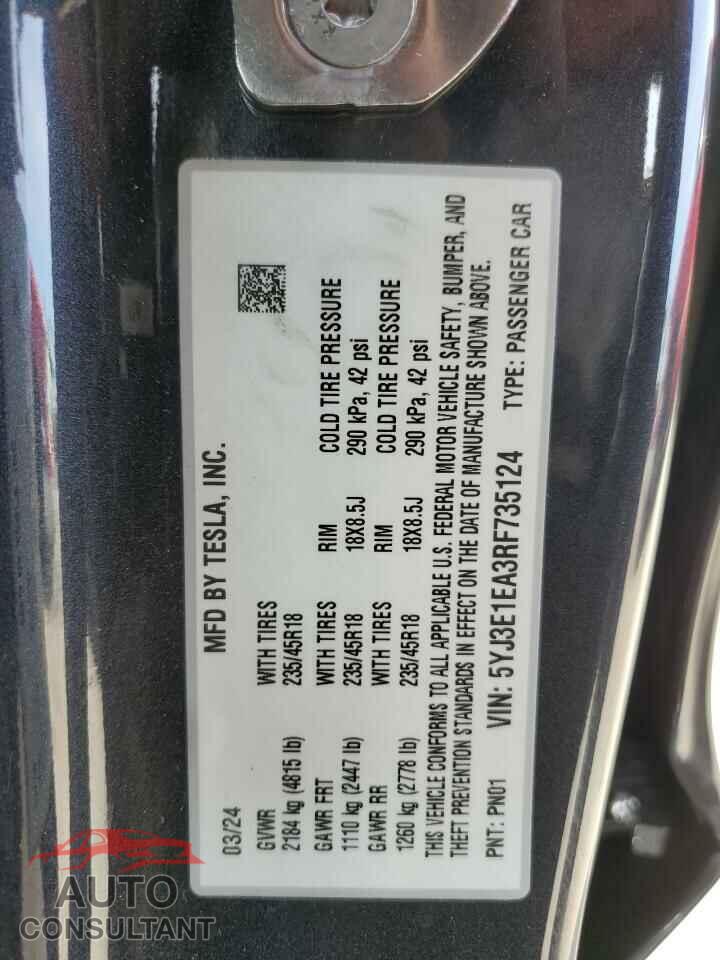 TESLA MODEL 3 2024 - 5YJ3E1EA3RF735124
