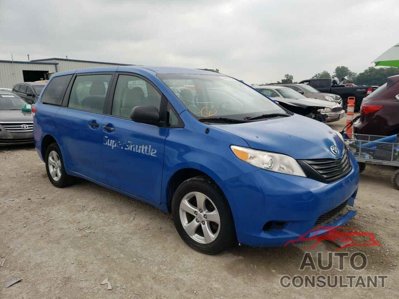 TOYOTA SIENNA 2019 - 5TDZK3DC9ES513159