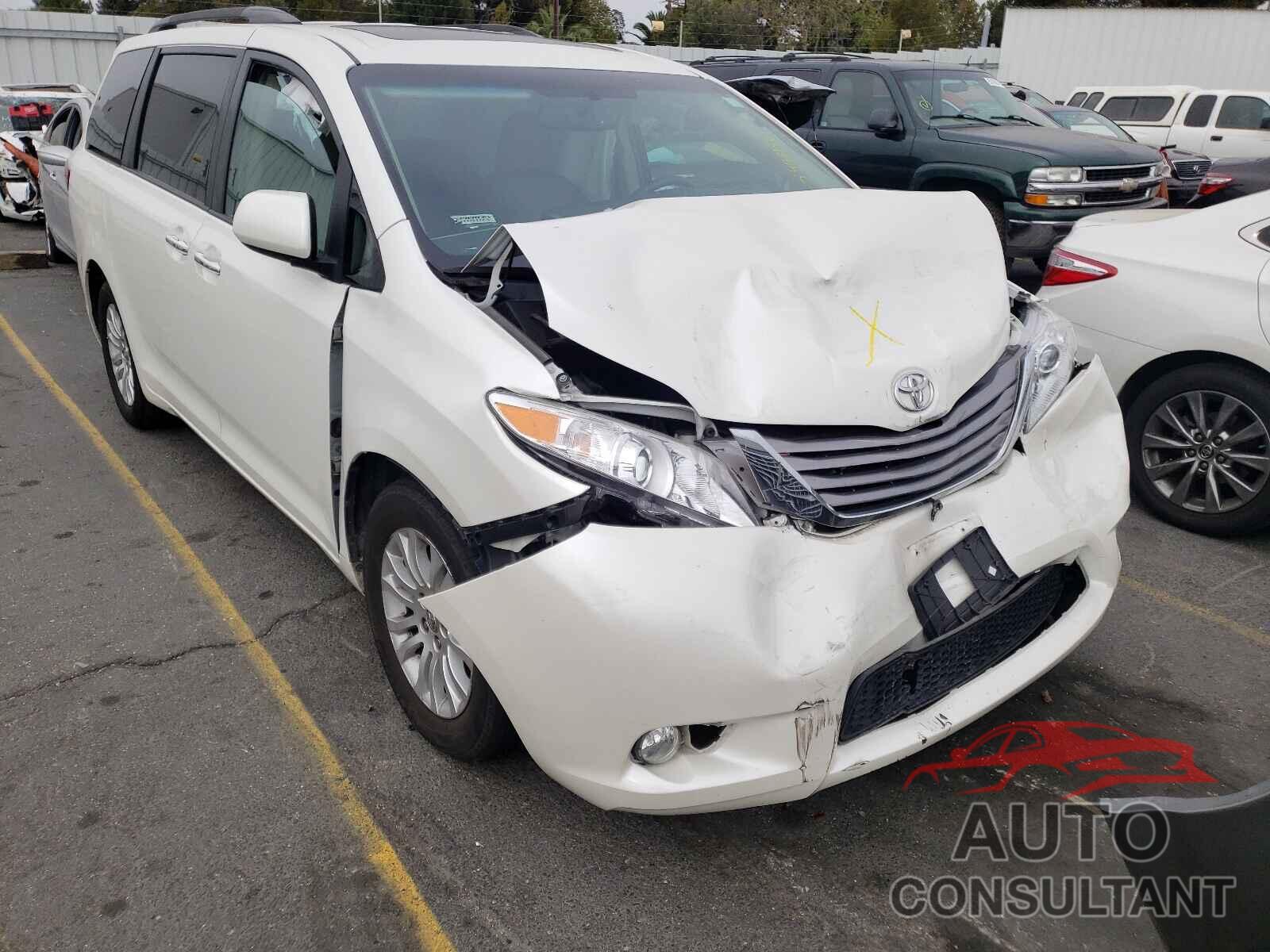 TOYOTA SIENNA 2017 - 5TDYZ3DC3HS857548