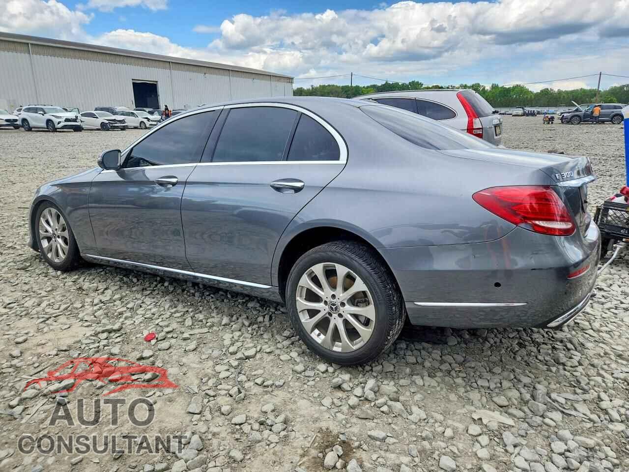MERCEDES-BENZ E-CLASS 2018 - WDDZF4KB4JA310083