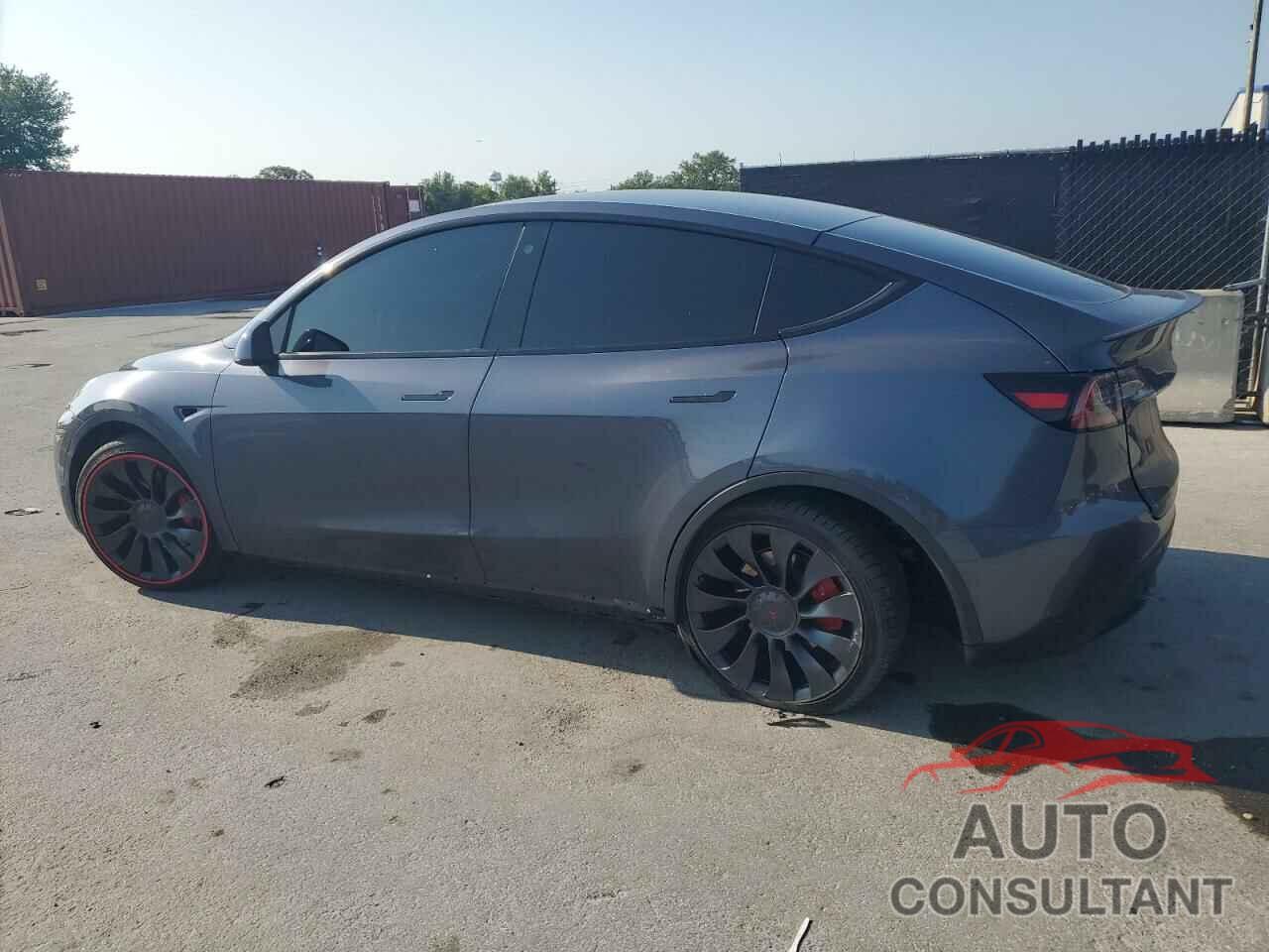 TESLA MODEL Y 2023 - 7SAYGDEF2PF783176