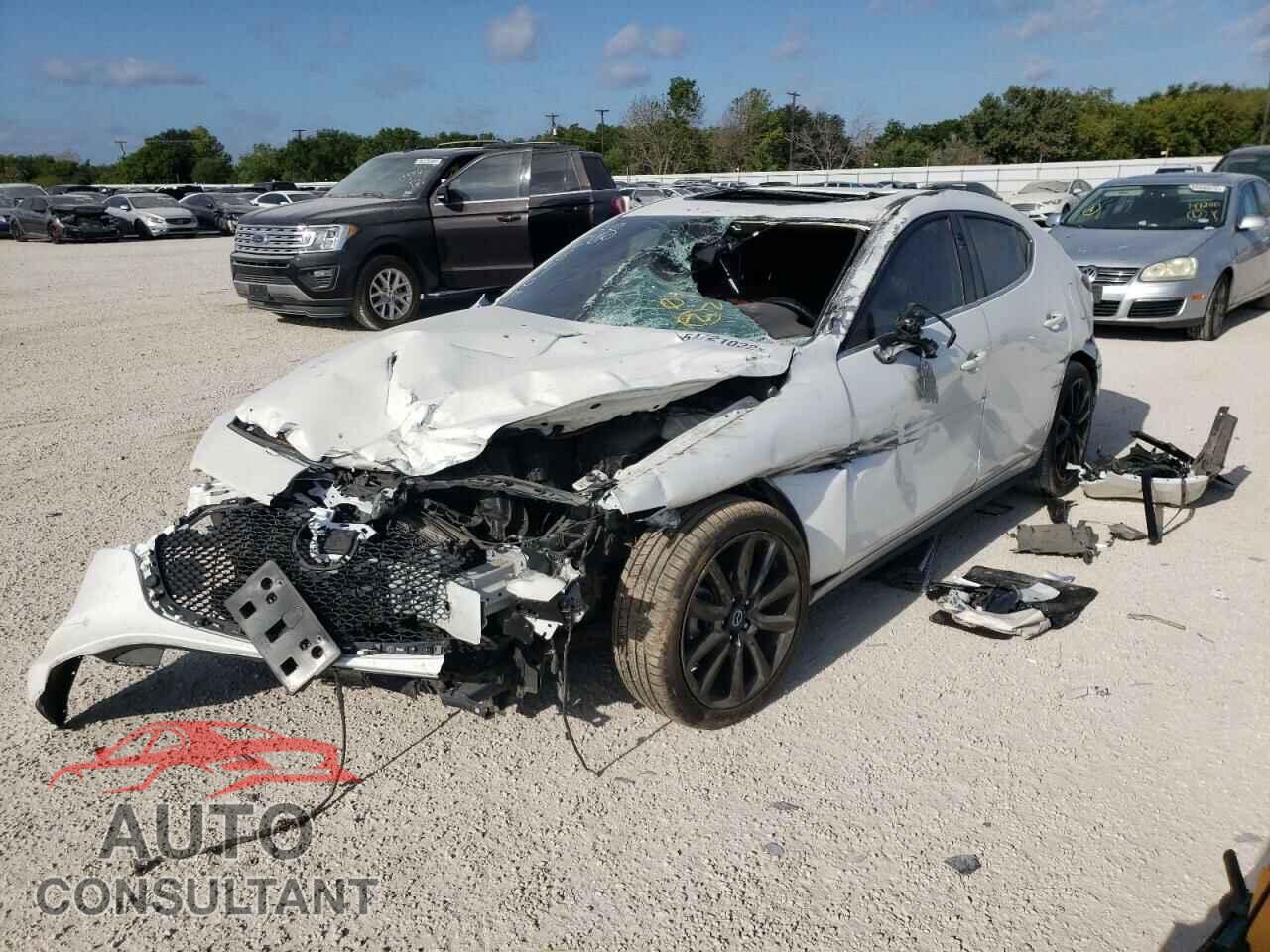 MAZDA 3 2020 - JM1BPANM0L1153580