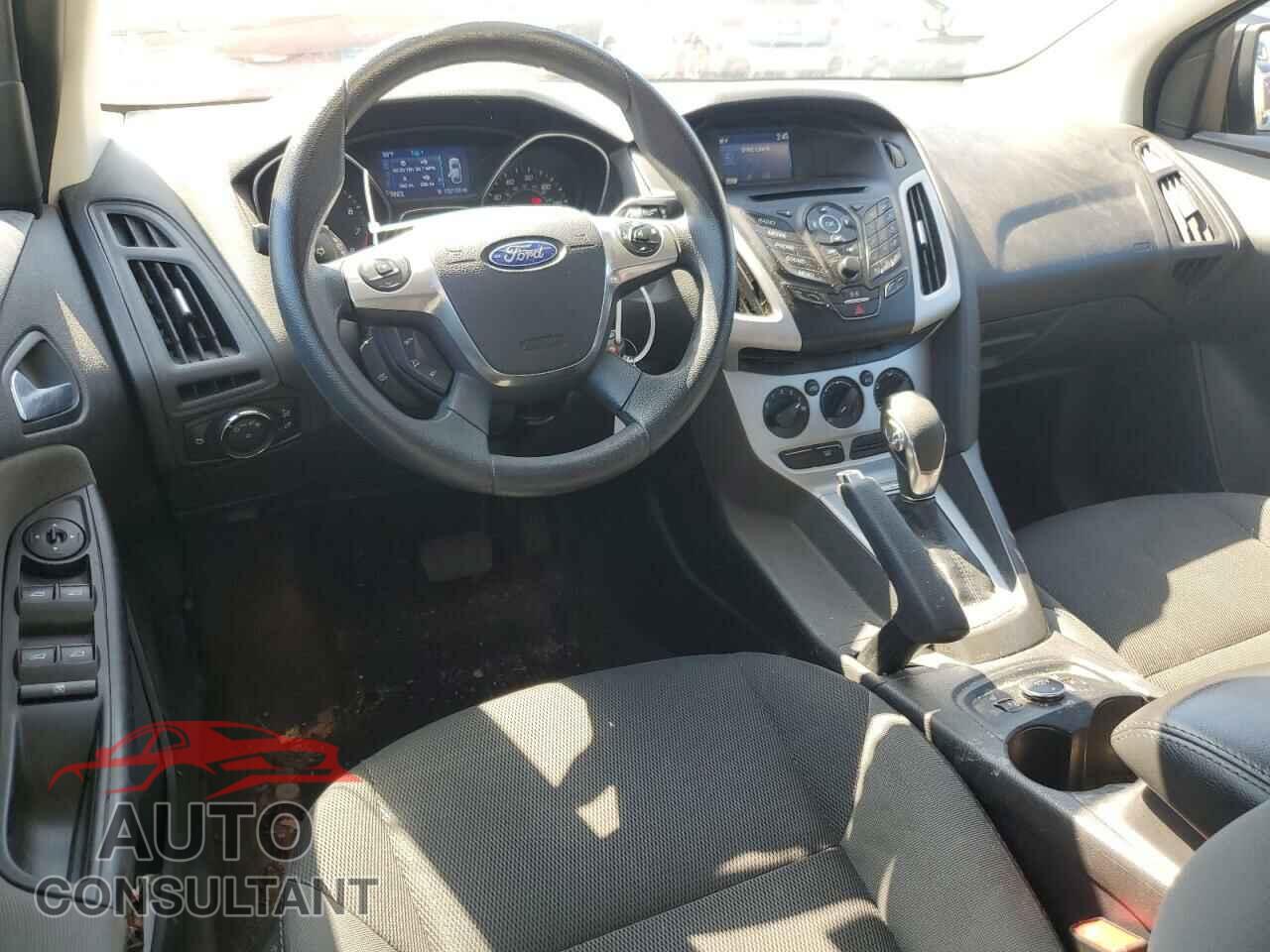 FORD FOCUS 2014 - 1FADP3K22EL377373