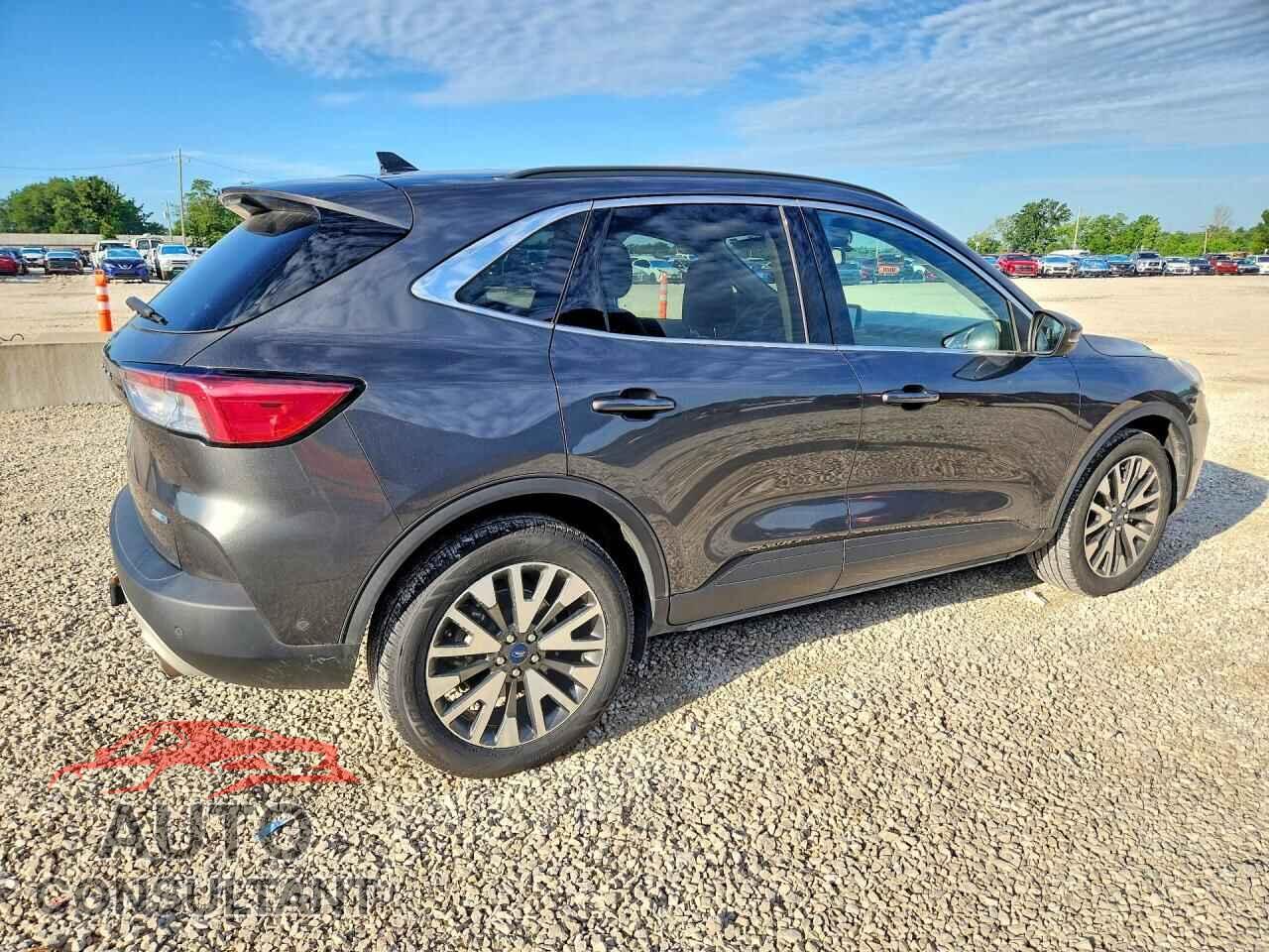 FORD ESCAPE 2020 - 1FMCU9J97LUA15719