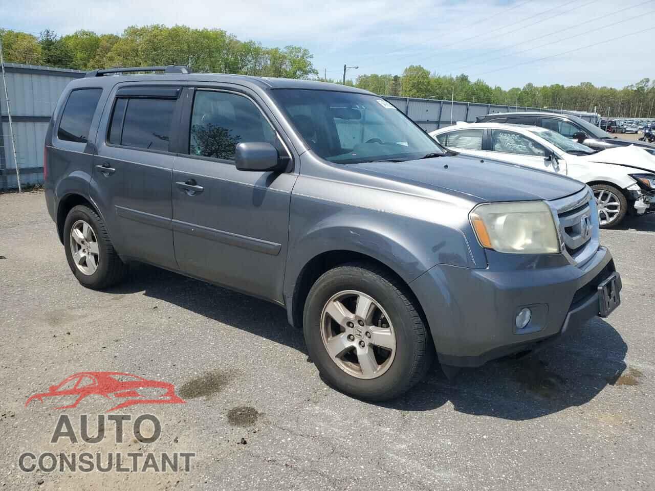 HONDA PILOT 2011 - 5FNYF4H73BB101015