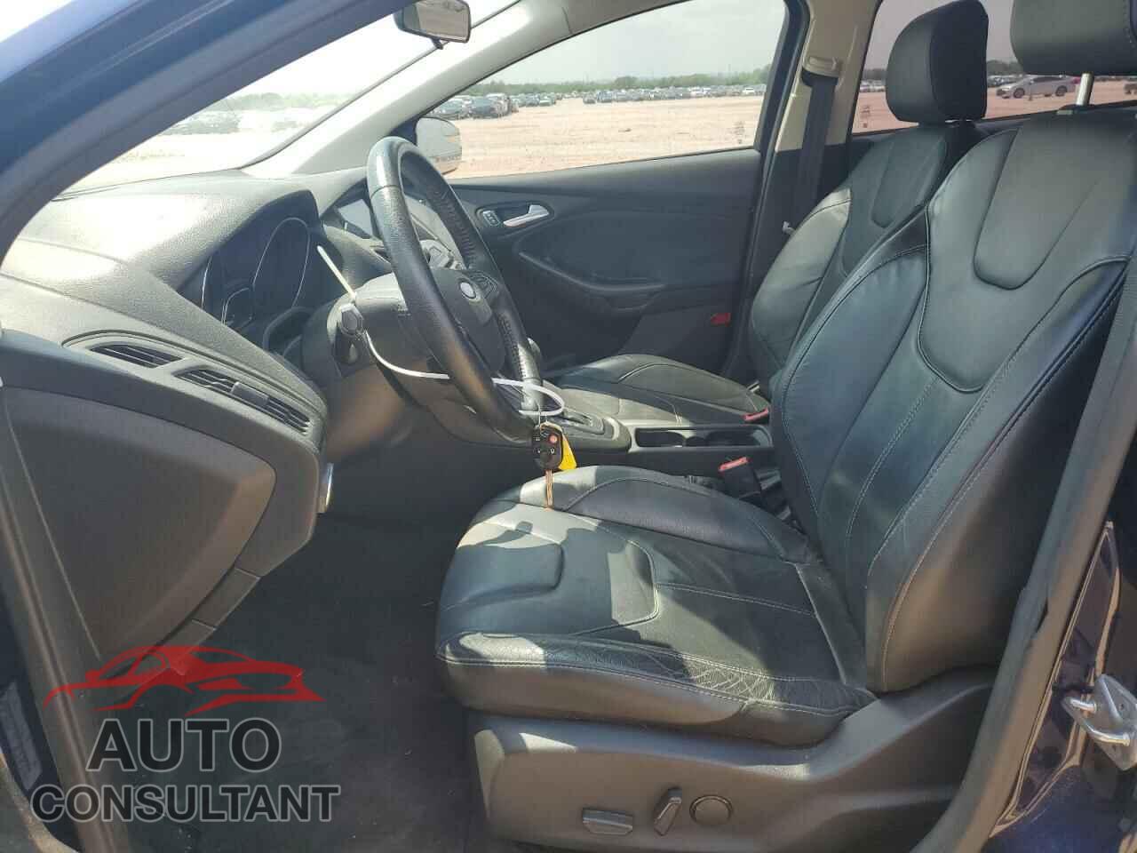 FORD FOCUS 2016 - 1FADP3F27GL237946