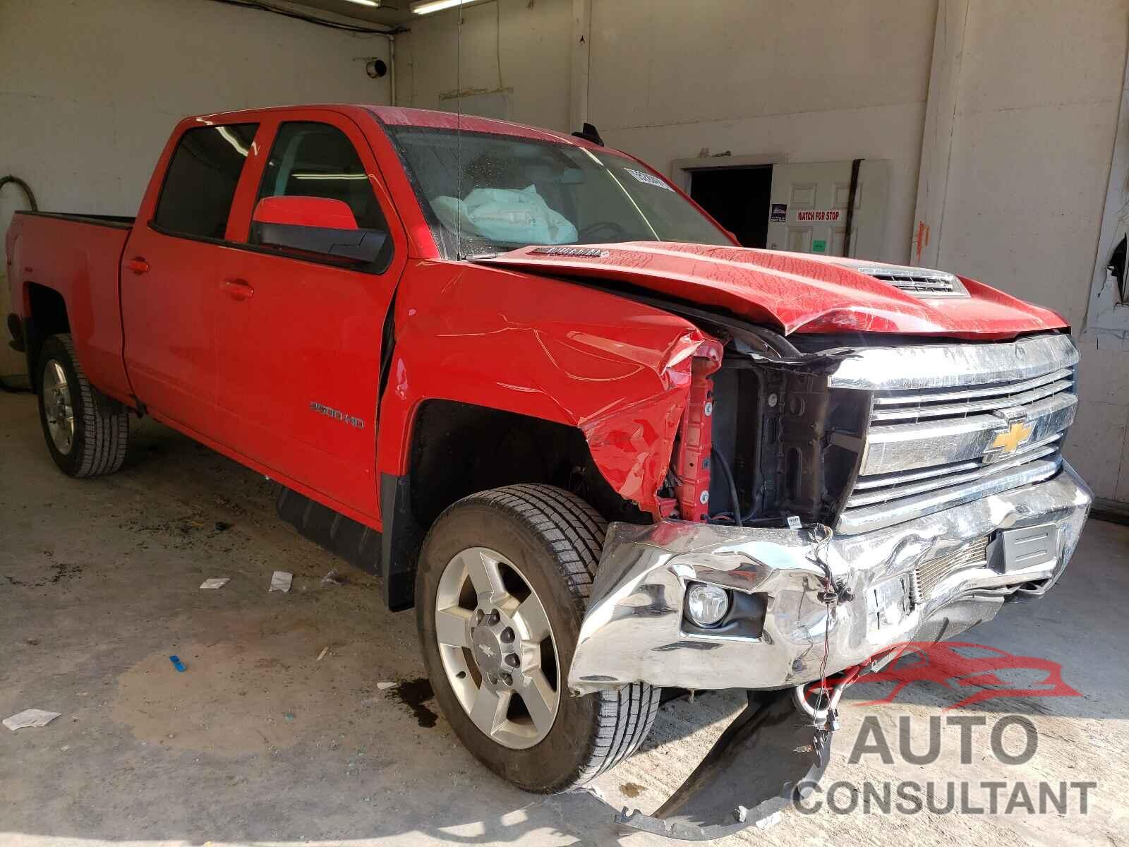 CHEVROLET SILVERADO 2018 - 1GC1KVEY3JF215235