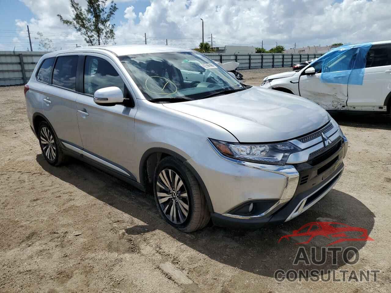 MITSUBISHI OUTLANDER 2019 - JA4AD3A36KZ033242