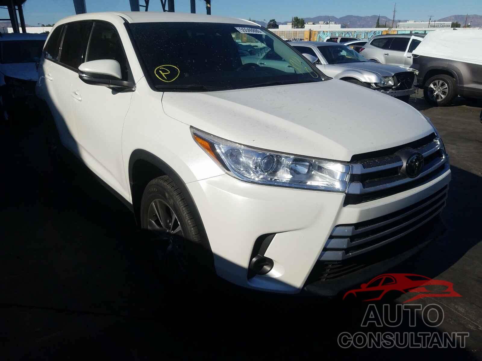 TOYOTA HIGHLANDER 2019 - 5TDBZRFH9KS923867