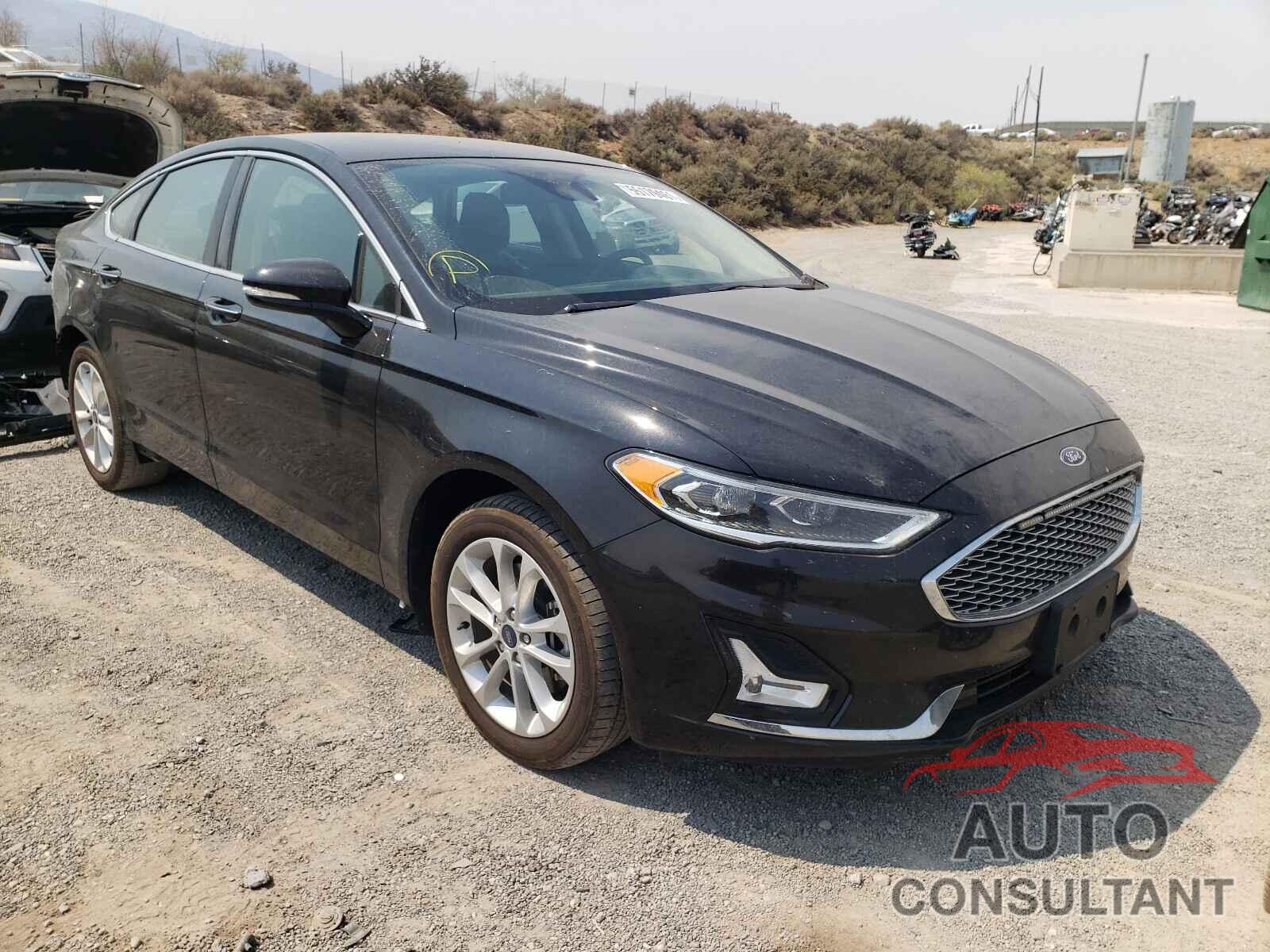 FORD FUSION 2019 - 3FA6P0SU1KR215899