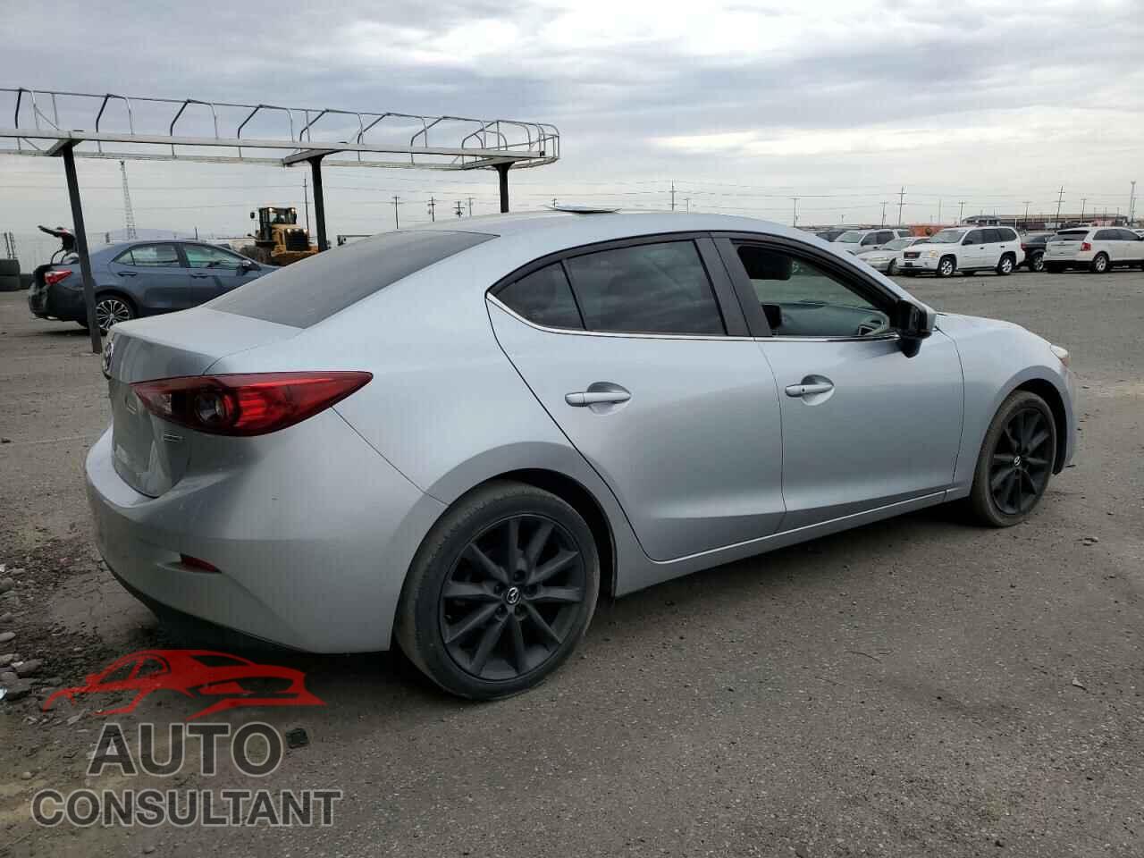 MAZDA 3 2017 - 3MZBN1V75HM137771