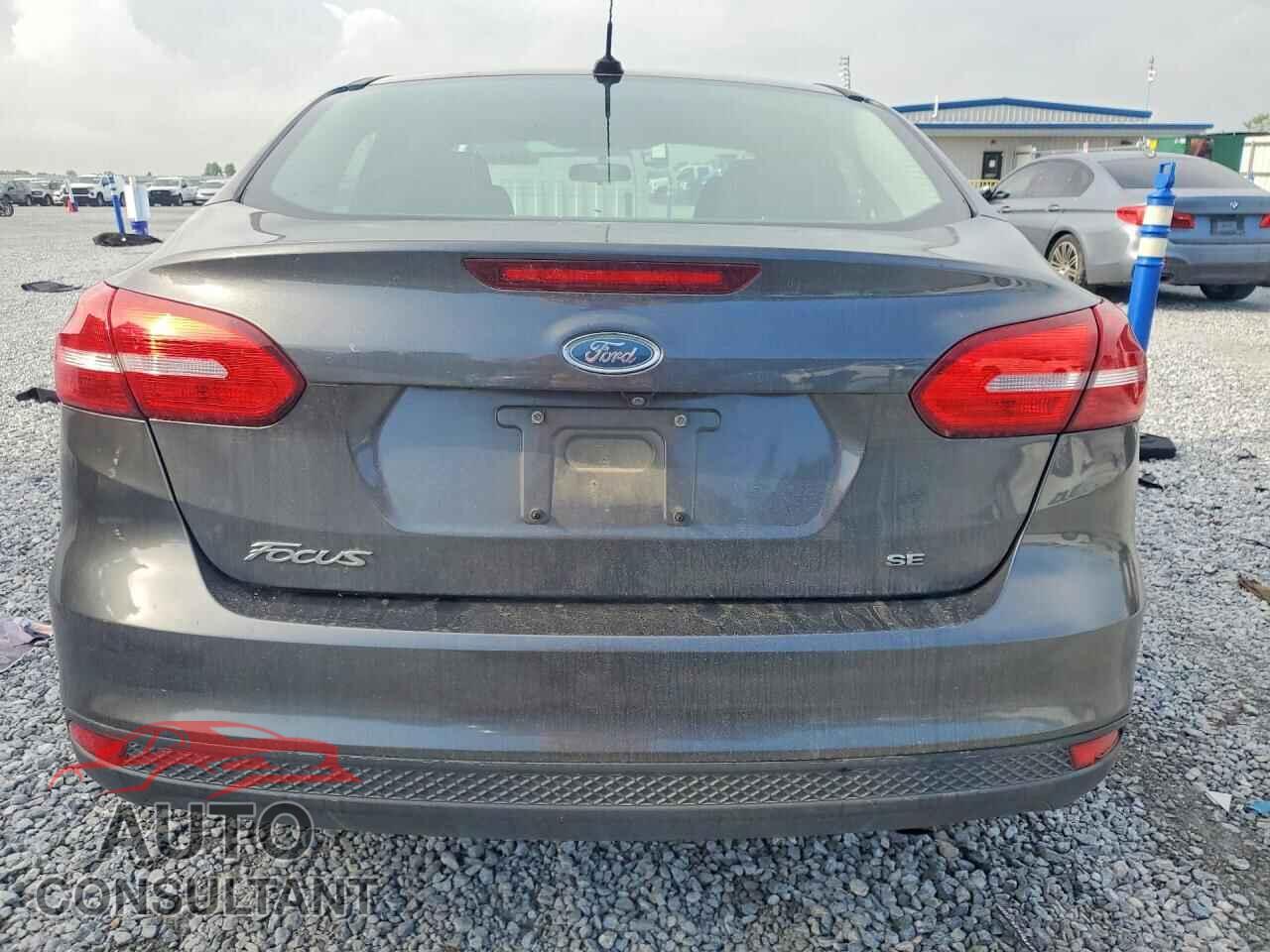 FORD FOCUS 2017 - 1FADP3F21HL241735