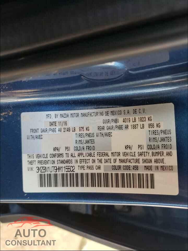 MAZDA 3 2017 - 3MZBN1U79HM115502