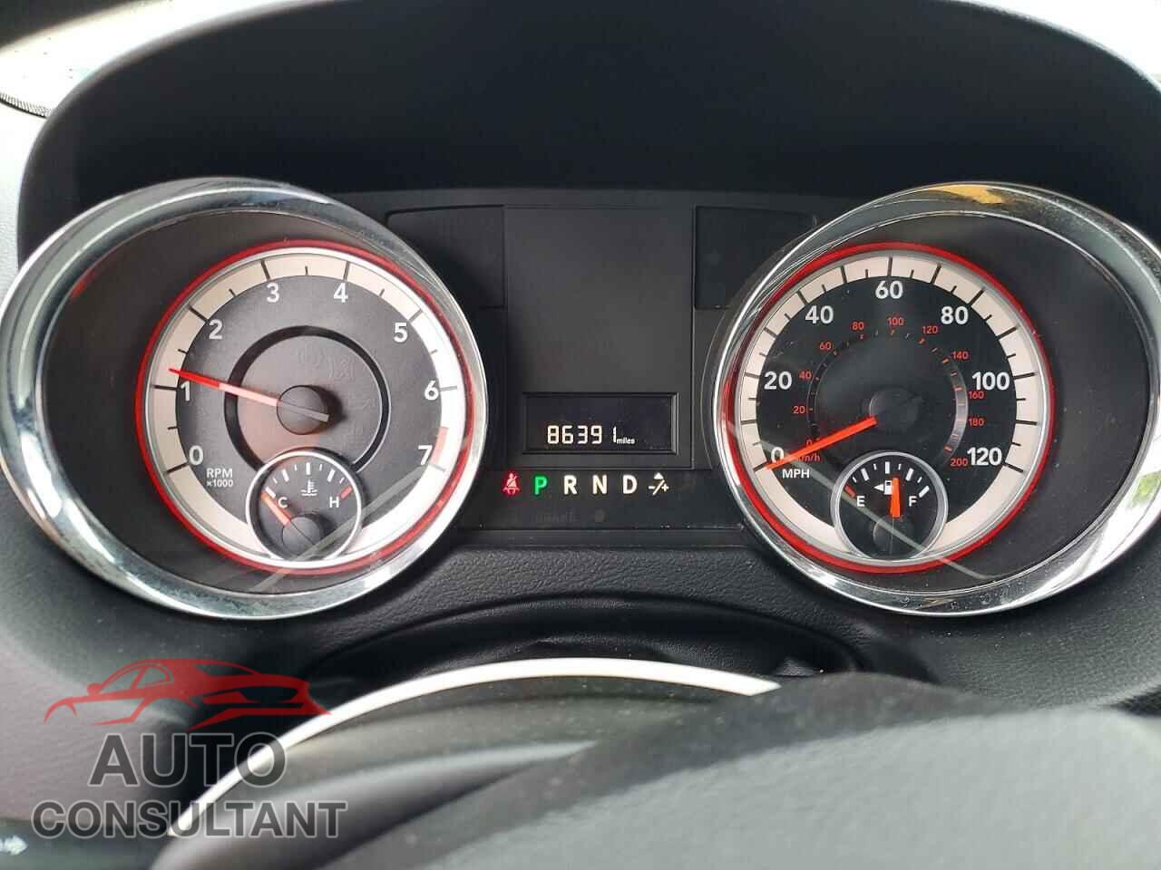 DODGE CARAVAN 2015 - 2C4RDGBG2FR551334
