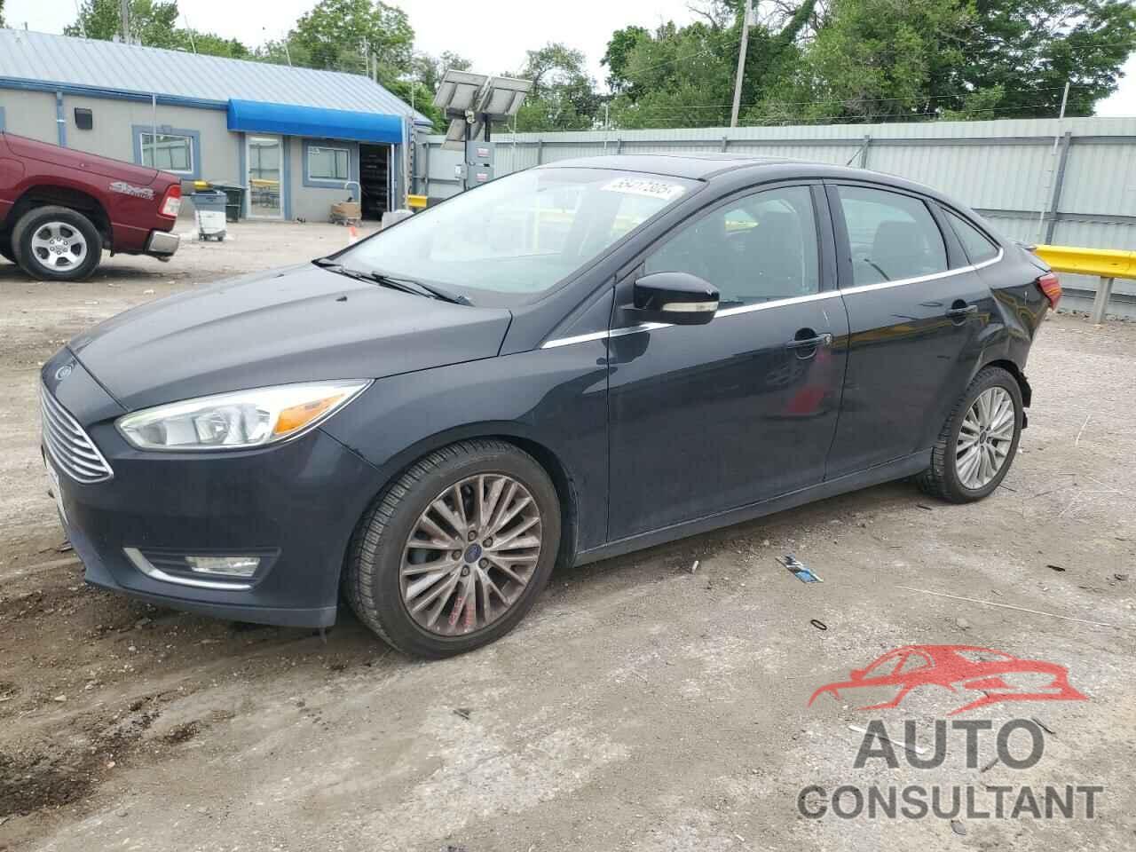 FORD FOCUS 2017 - 1FADP3J23HL218867