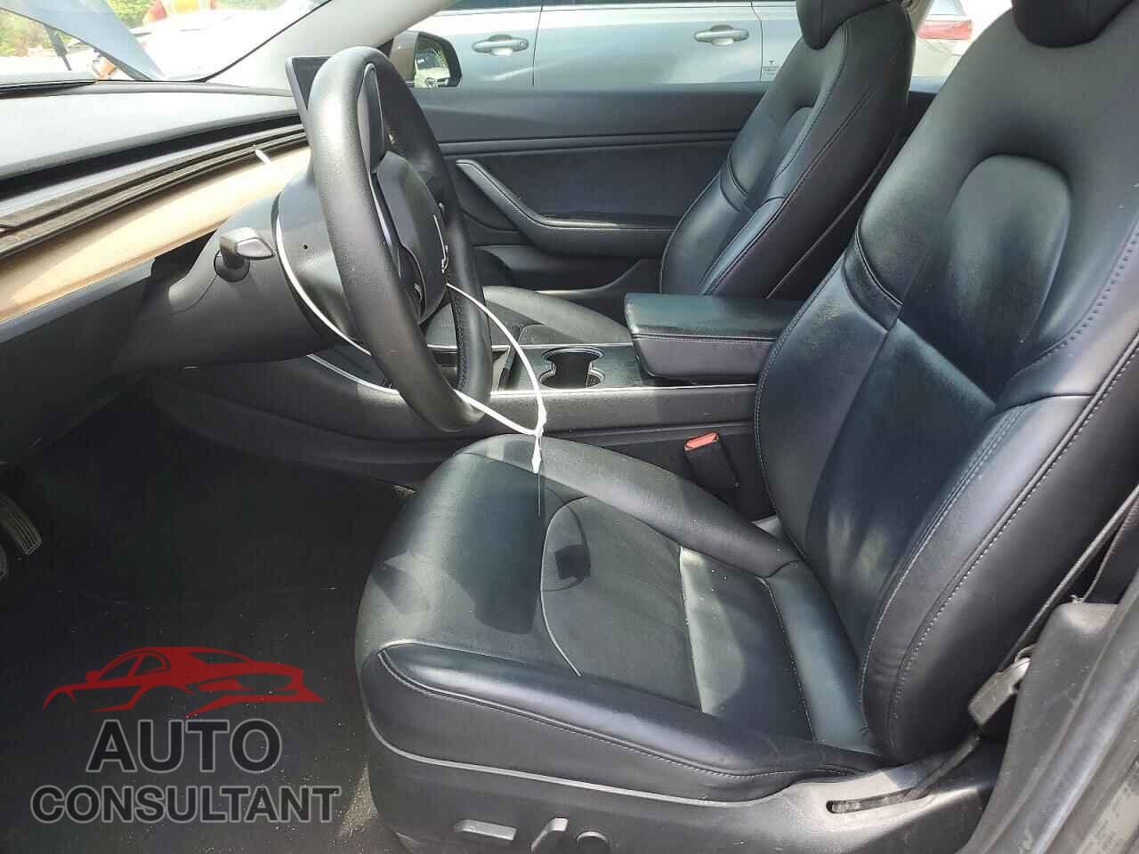 TESLA MODEL 3 2018 - 5YJ3E1EA3JF001779