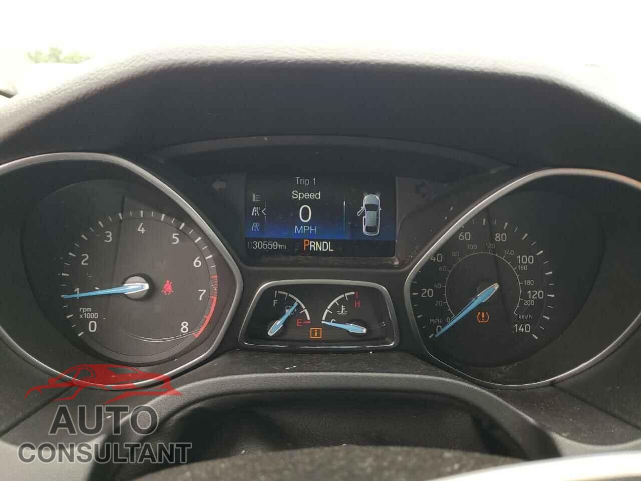 FORD FOCUS 2017 - 1FADP3E24HL222565