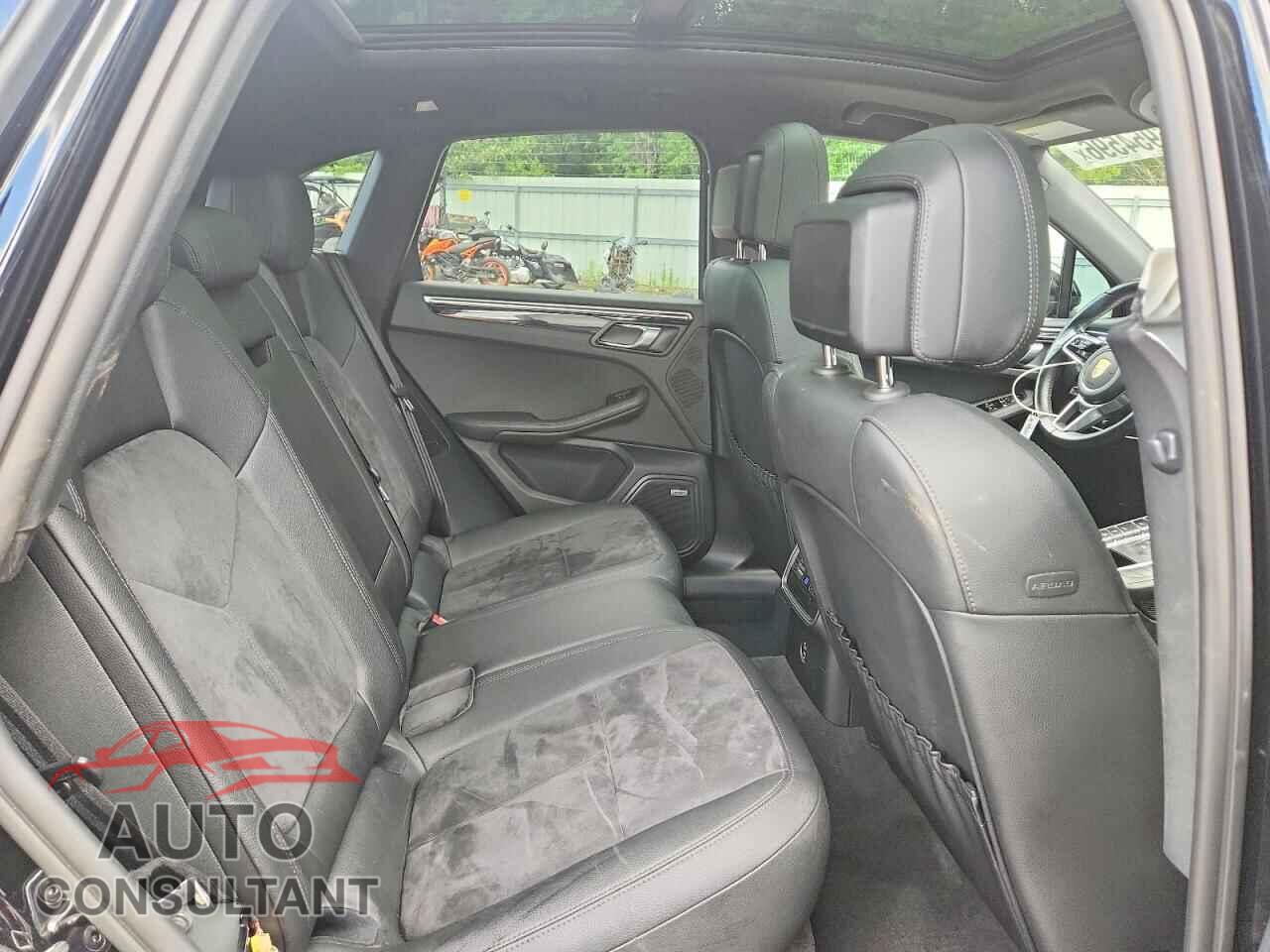 PORSCHE MACAN 2021 - WP1AA2A52MLB00191