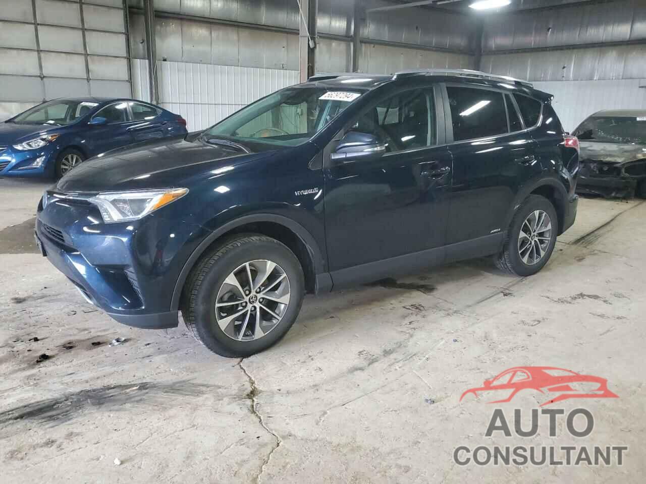 TOYOTA RAV4 2018 - JTMRJREV3JD186432