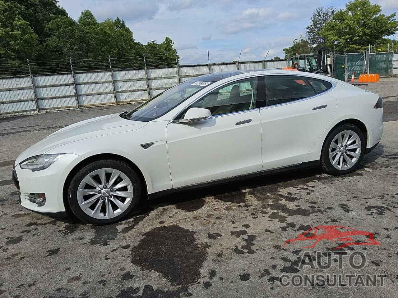 TESLA MODEL S 2013 - 5YJSA1CN1DFP27626
