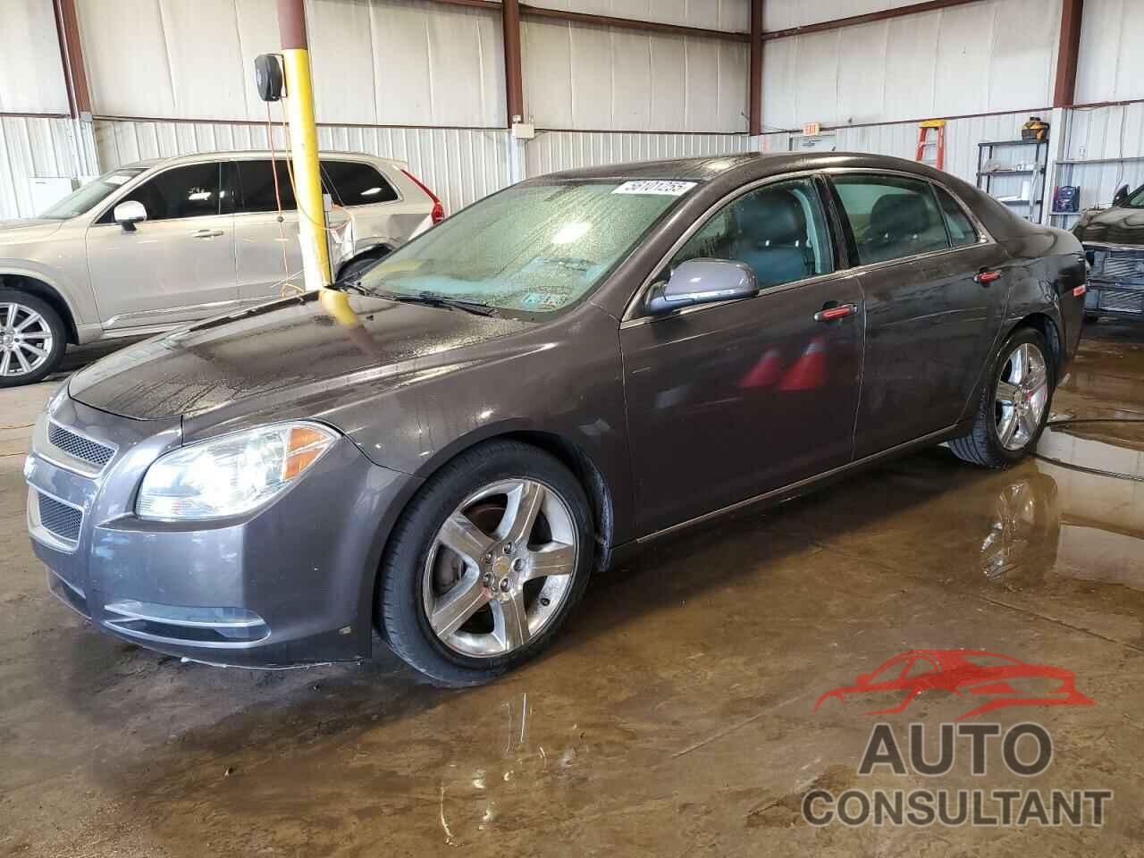 CHEVROLET MALIBU 2011 - 1G1ZD5E10BF250115