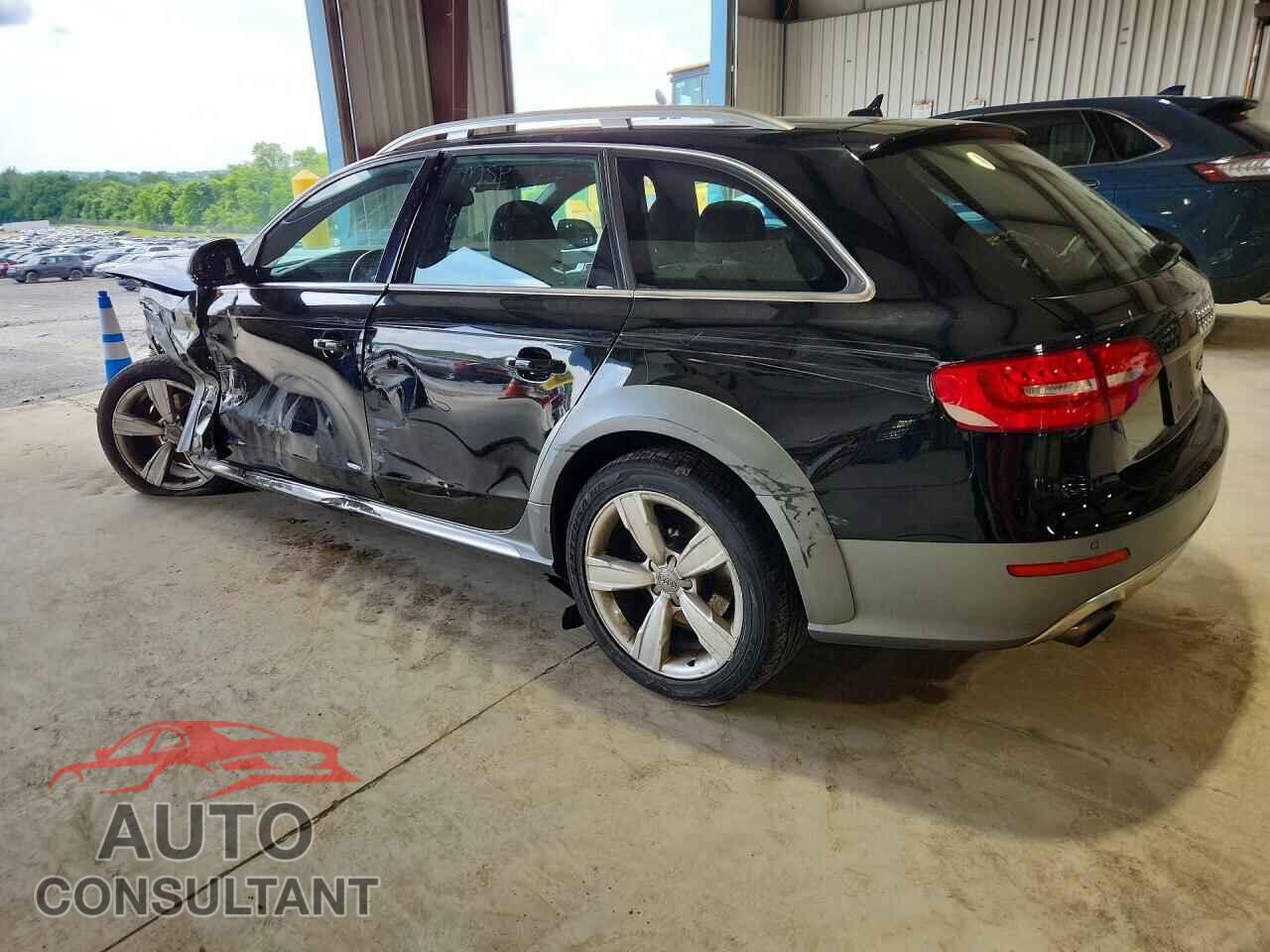 AUDI A4 2013 - WA1VFAFL2DA202862