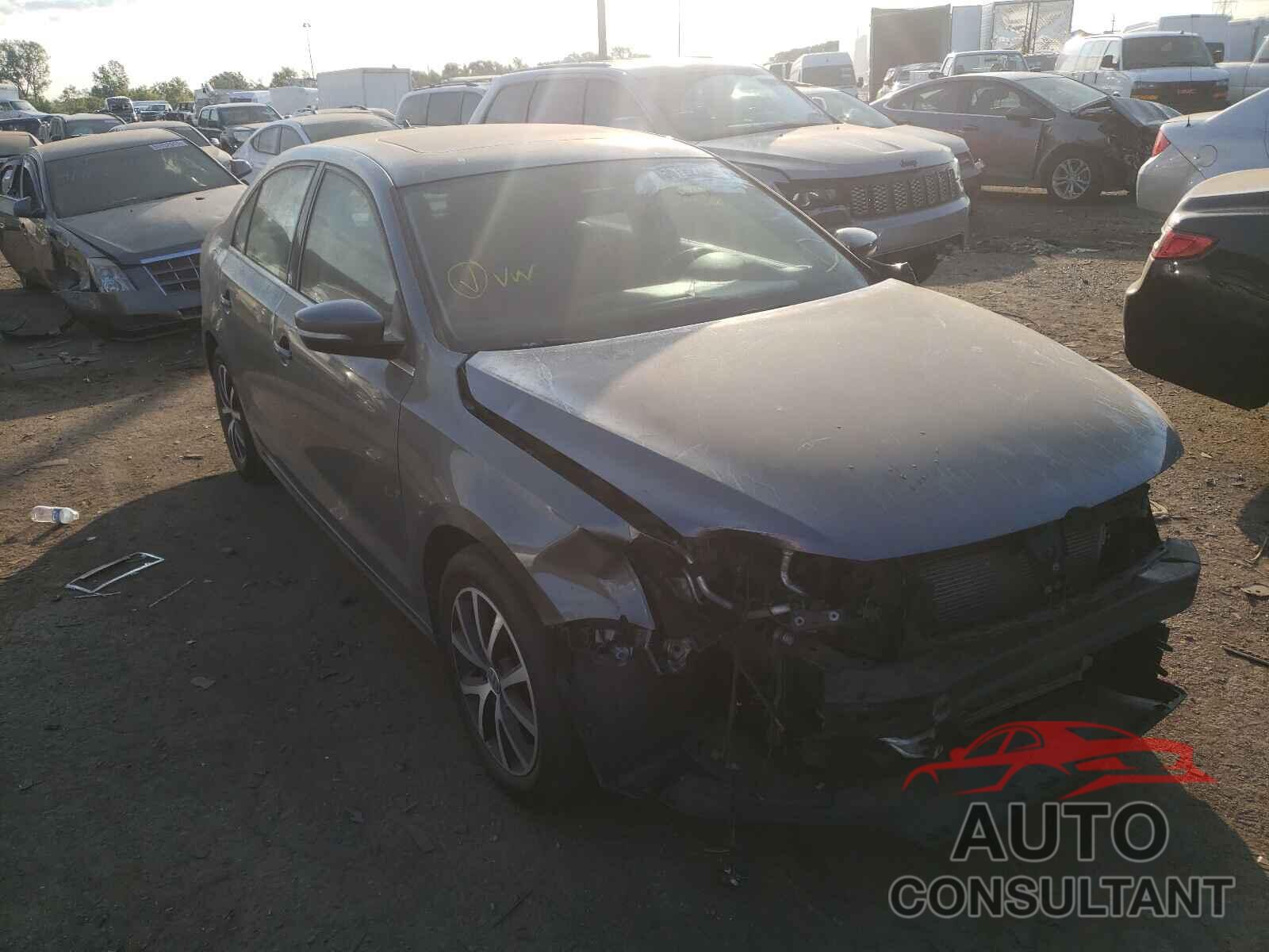 VOLKSWAGEN JETTA 2017 - 3VWDB7AJ4HM408566