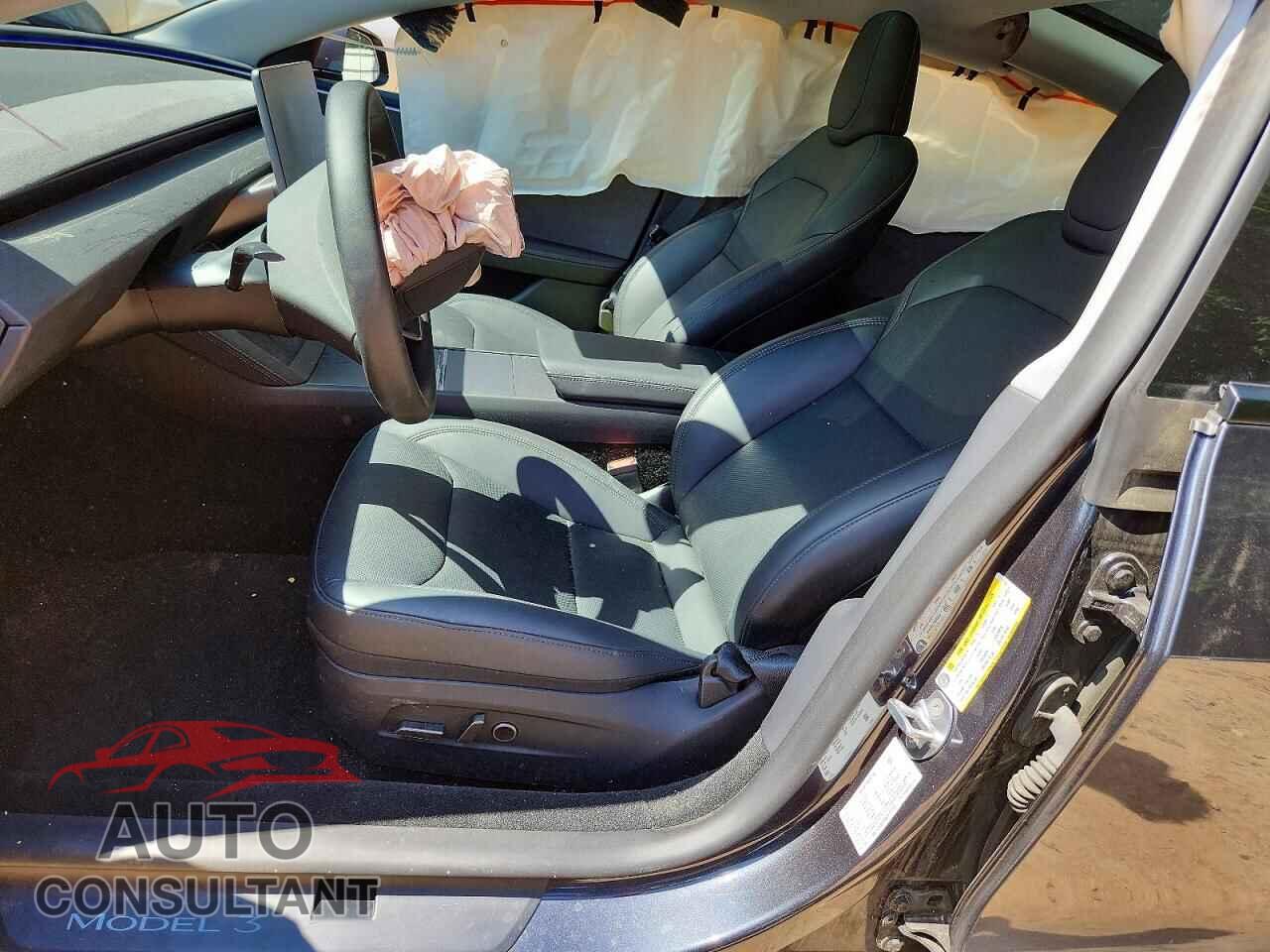 TESLA MODEL 3 2026 - 5YJ3E1EA6TF117142