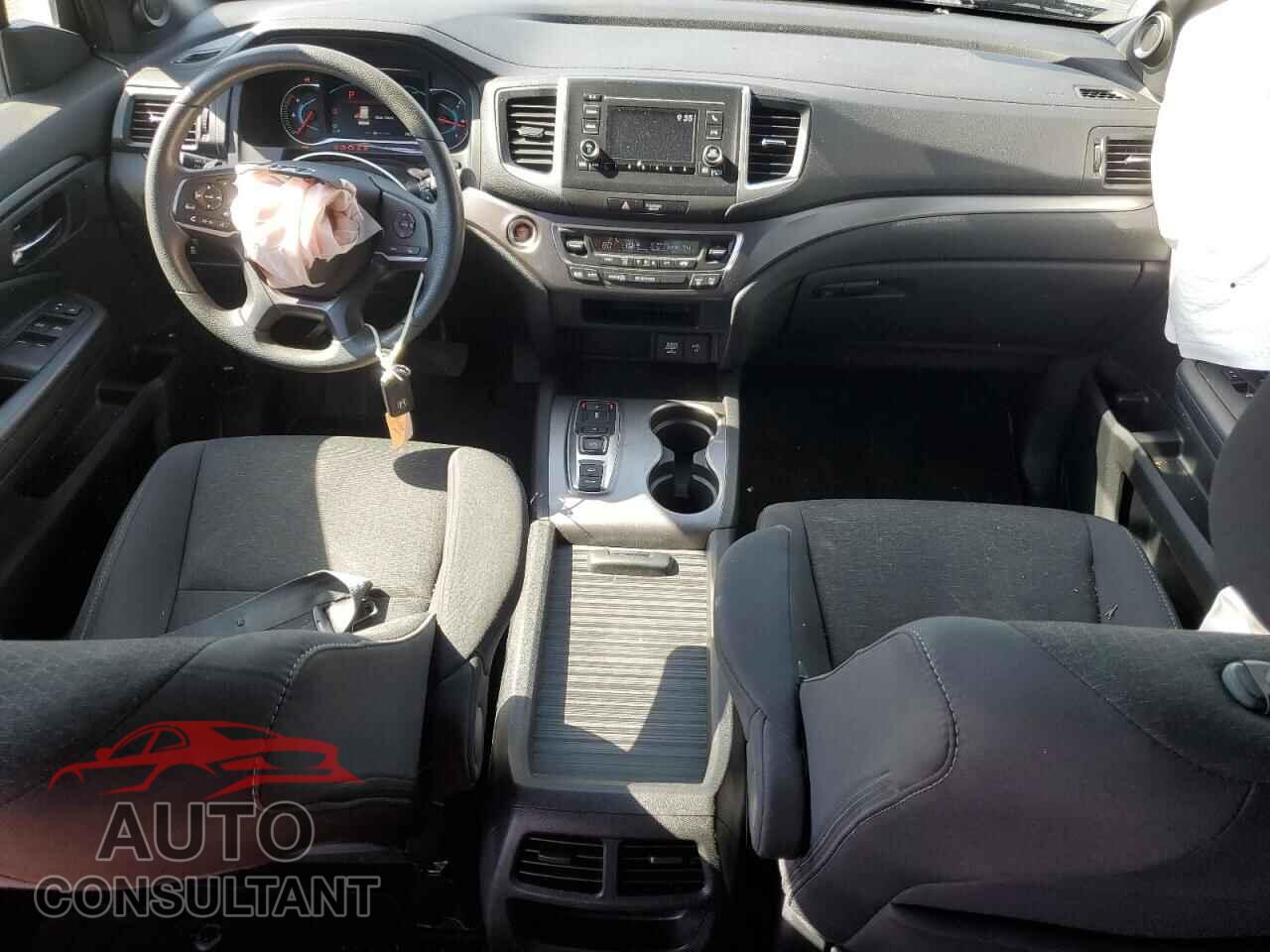 HONDA PASSPORT 2019 - 5FNYF8H21KB017366