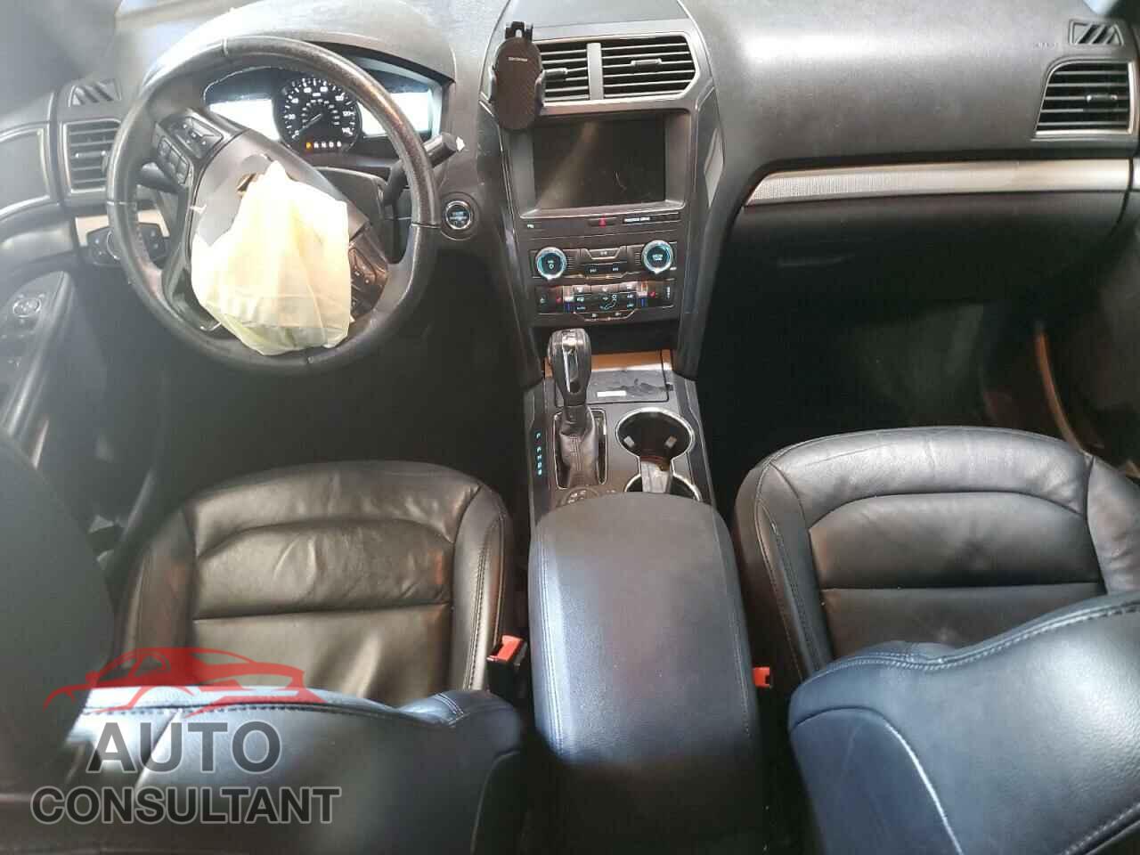 FORD EXPLORER 2018 - 1FM5K8D8XJGB50331