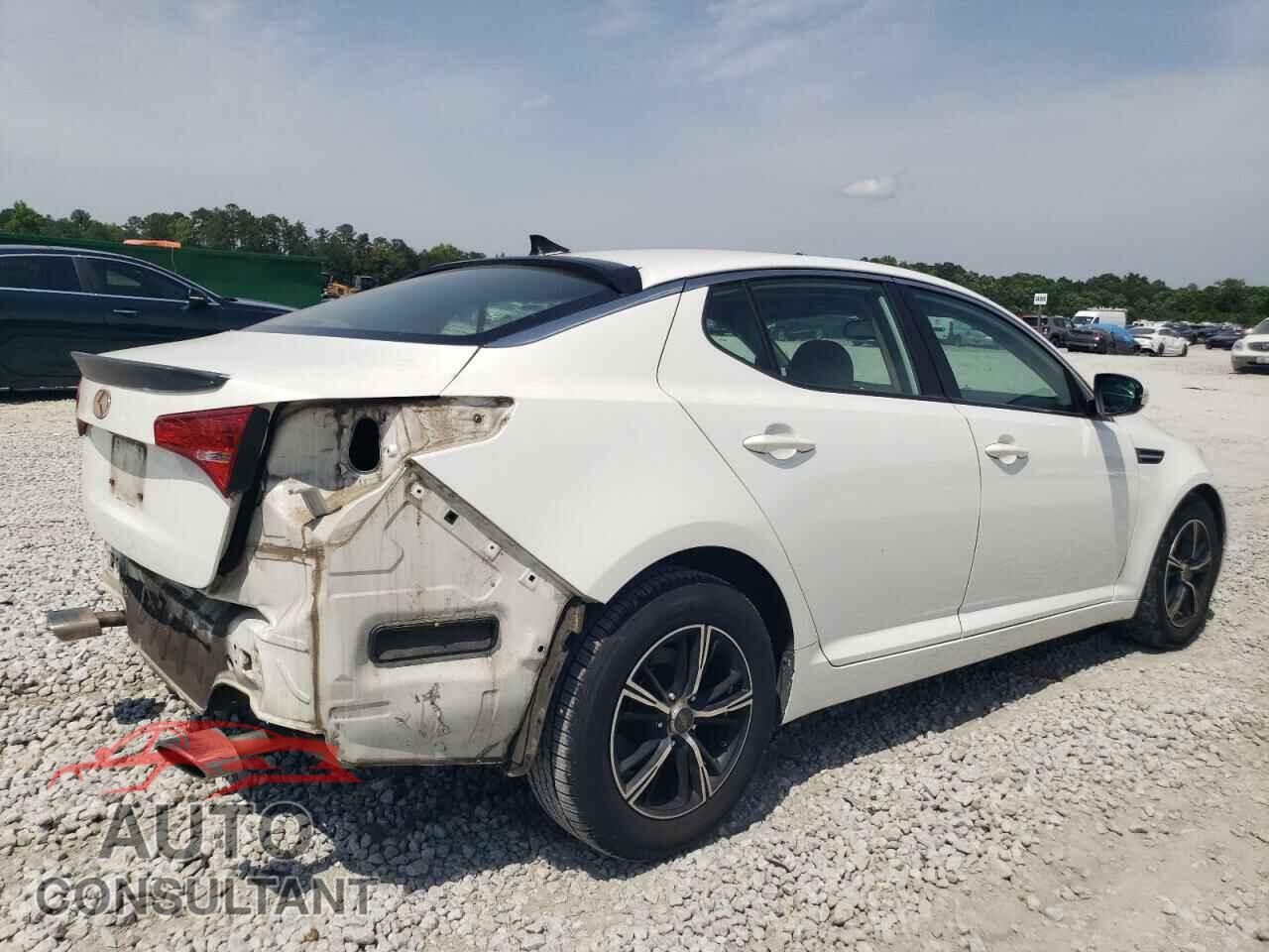 KIA OPTIMA 2011 - KNAGM4A77B5065713