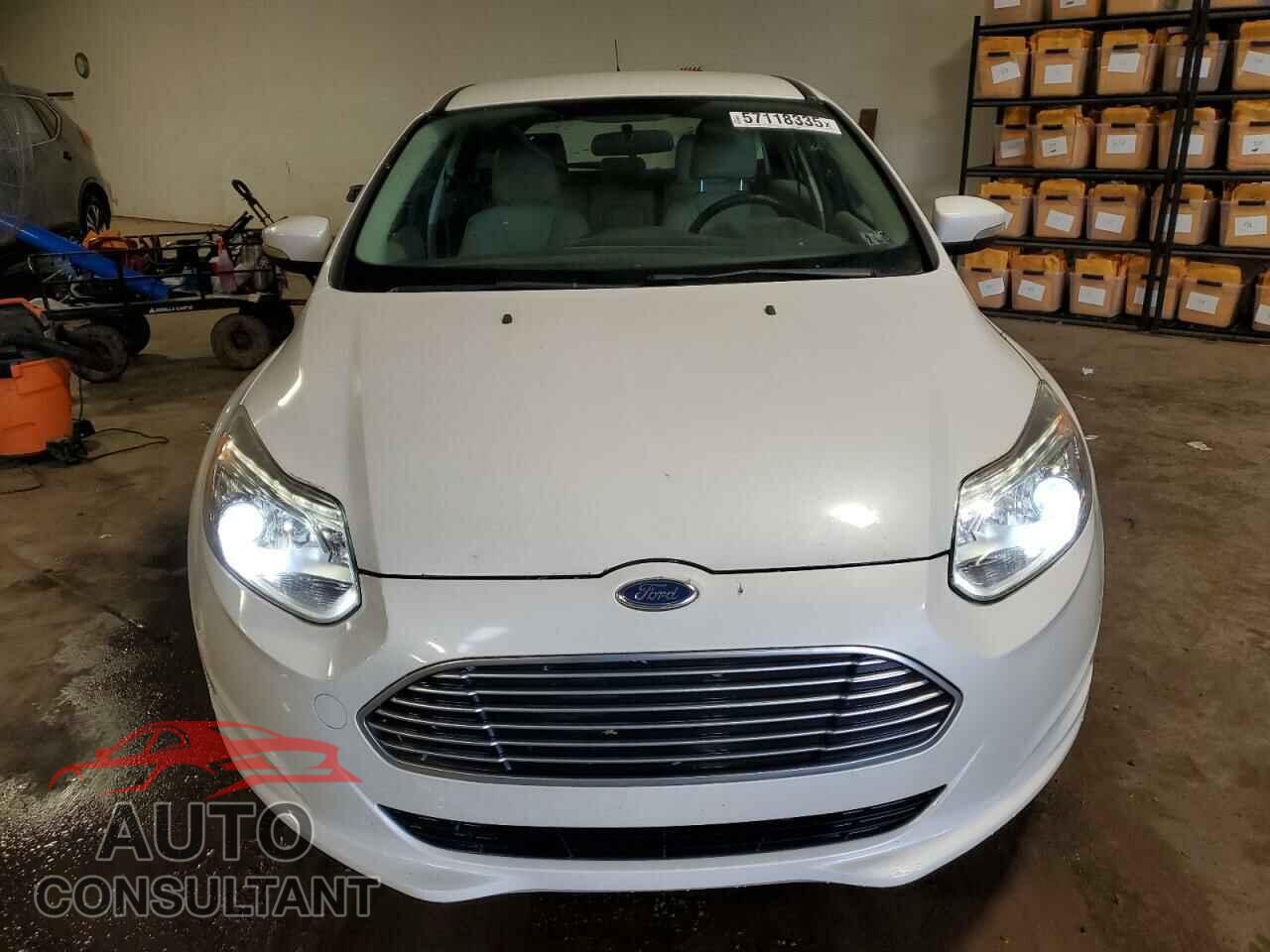 FORD FOCUS 2014 - 1FADP3R45EL344648