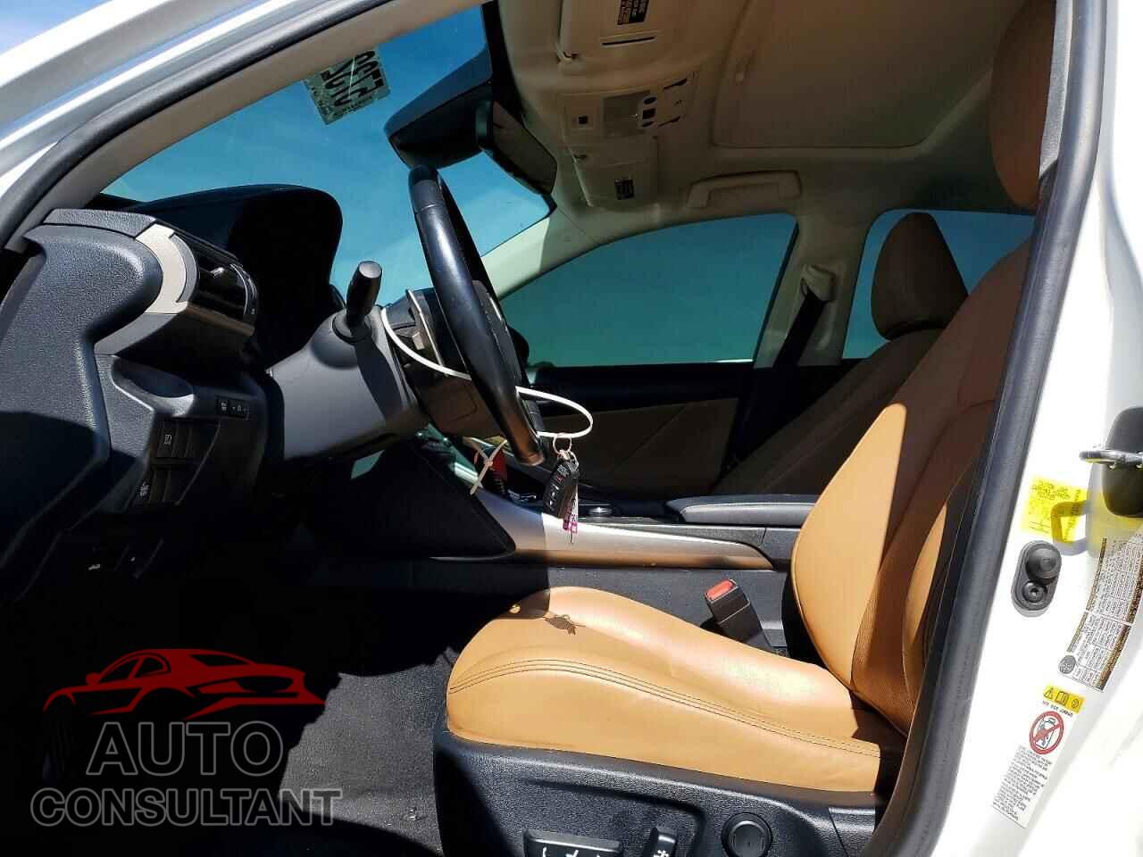 LEXUS IS 2017 - JTHCM1D23H5018590