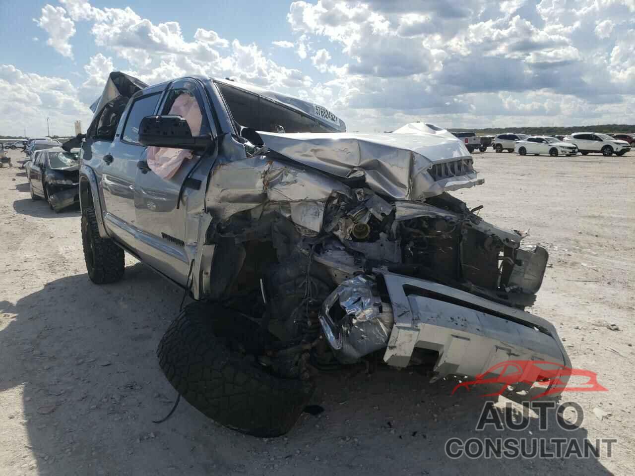 TOYOTA TUNDRA 2016 - 5TFDW5F18GX523362