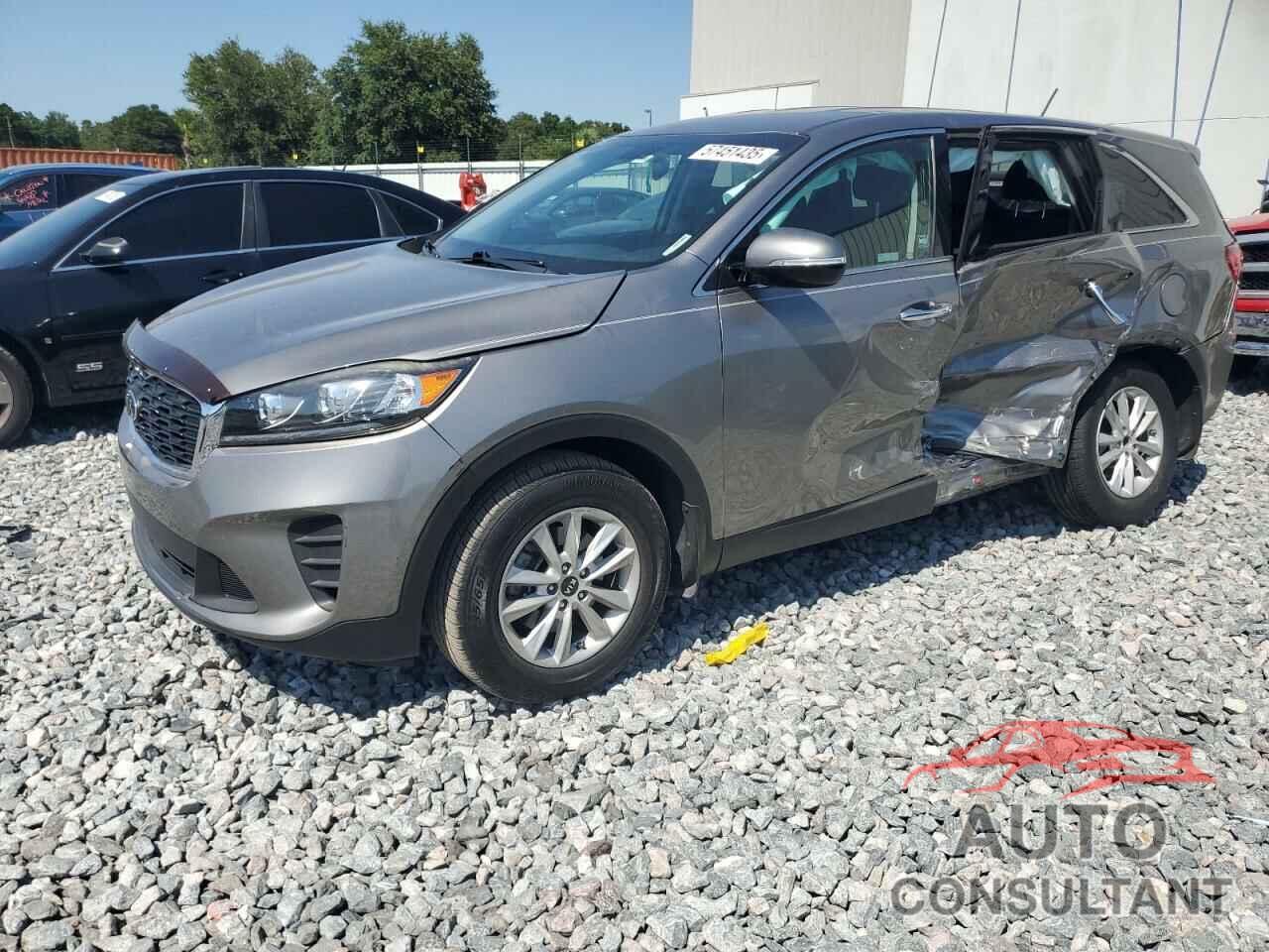 KIA SORENTO 2019 - 5XYPG4A38KG552482